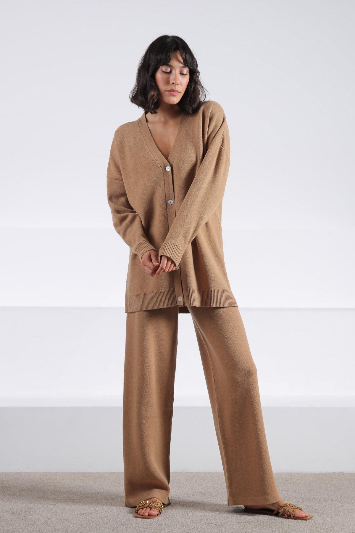 Ferraro Camel Uzun Kollu Ceket Yaka Kaşmirli Kadın Triko Ceket