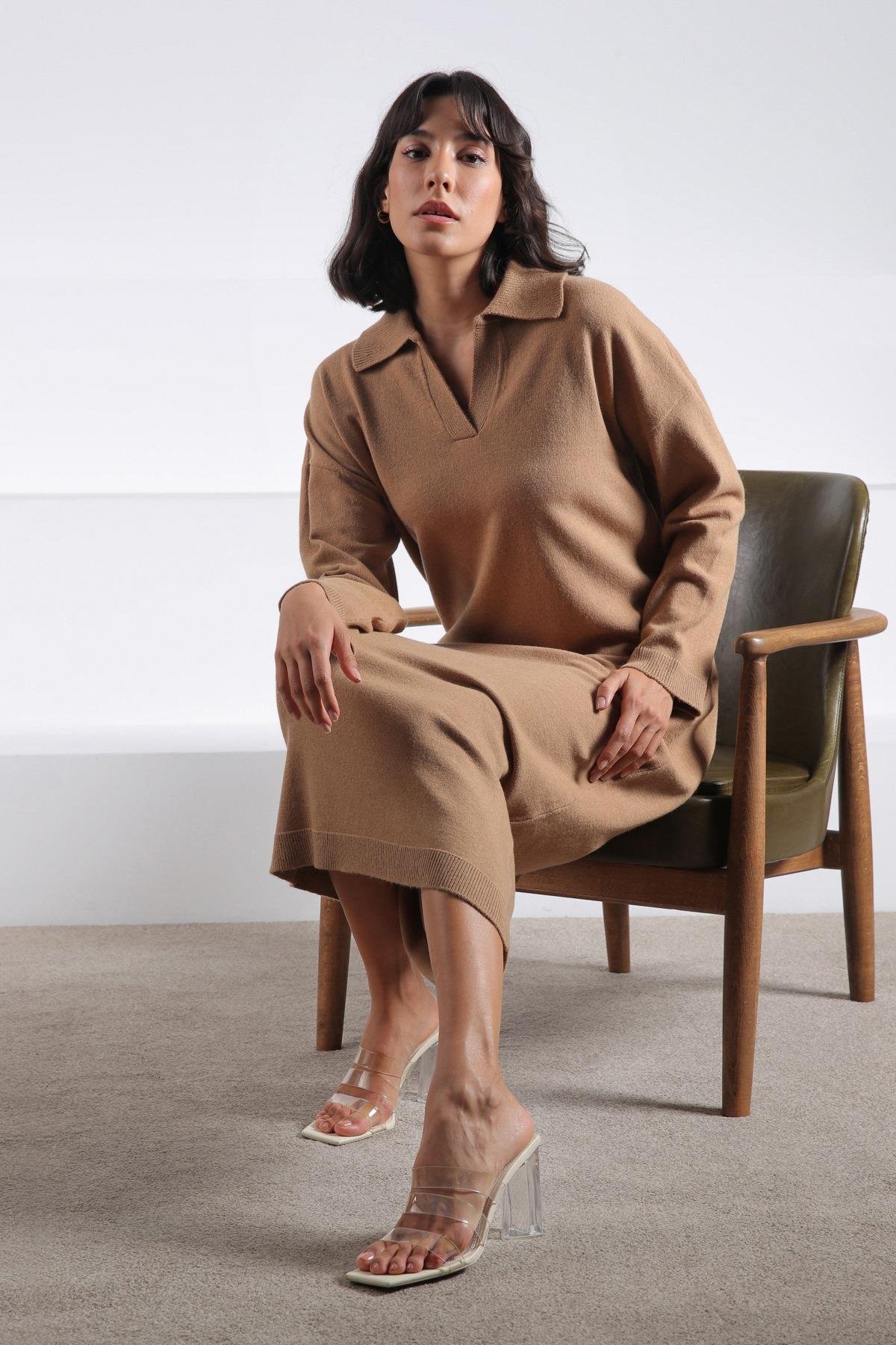 Ferraro Camel Uzun Kollu Polo Yaka Kadın Triko Elbise