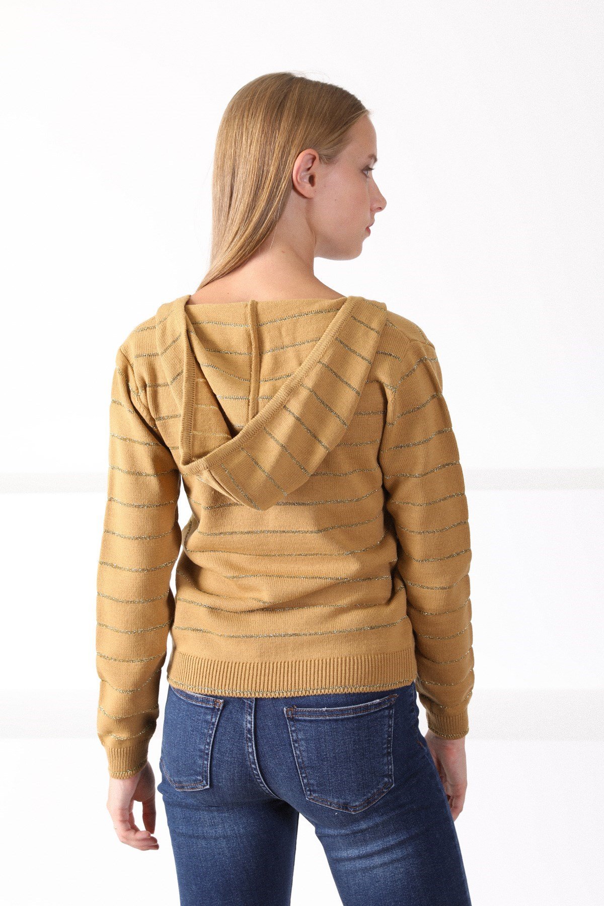 Ferraro Camel V Yaka Kapüşonlu Kadın Triko Kazak