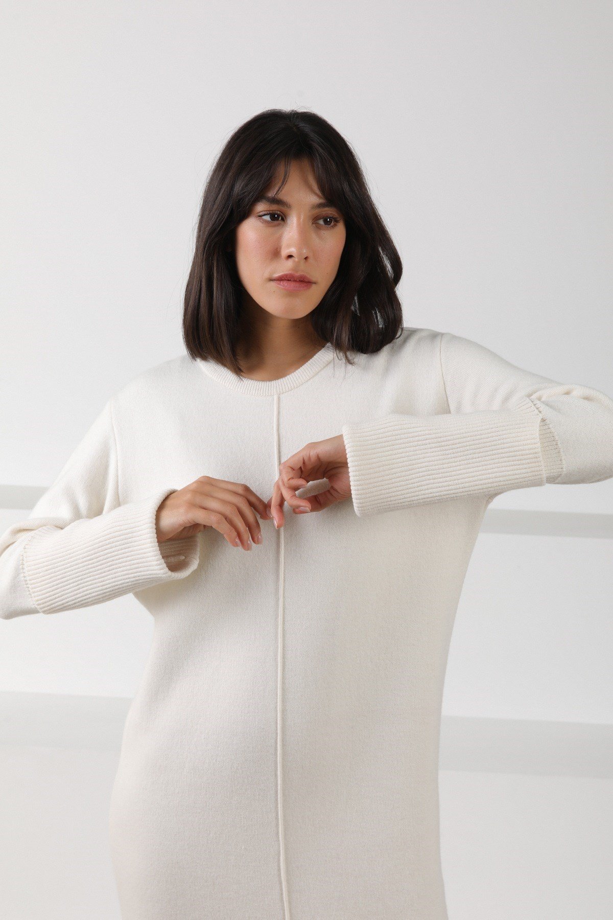 Ferraro Ekru Arkadan Yırtmaçlı Midi Boy Kaşmirli Kadın Triko Elbise