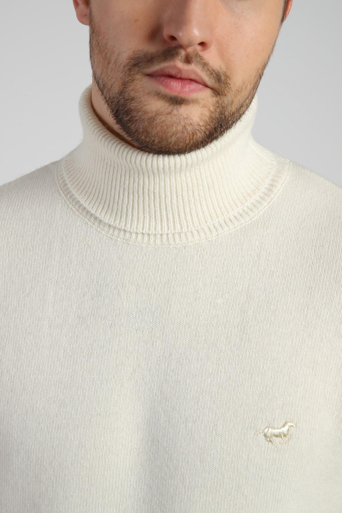 Ferraro Ekru Balıkçı Yaka Erkek Uzun Kollu %100 Kuzu Yünü Triko Kazak