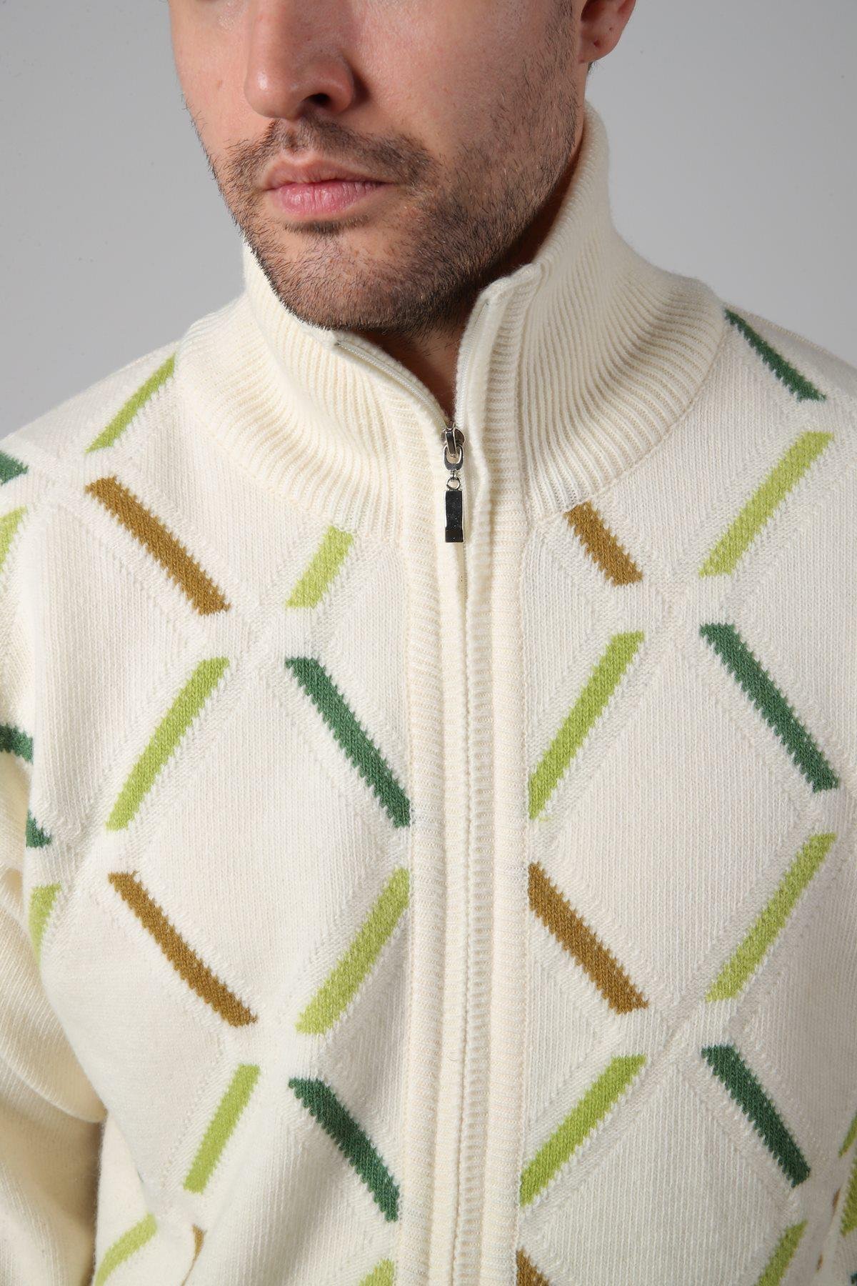 Ferraro Ekru Balıkçı Yaka Fermuarlı Cepsiz Yeşil Çizgi Detaylı Uzun Kollu %100 Kuzu Yünü Erkek Triko Ceket