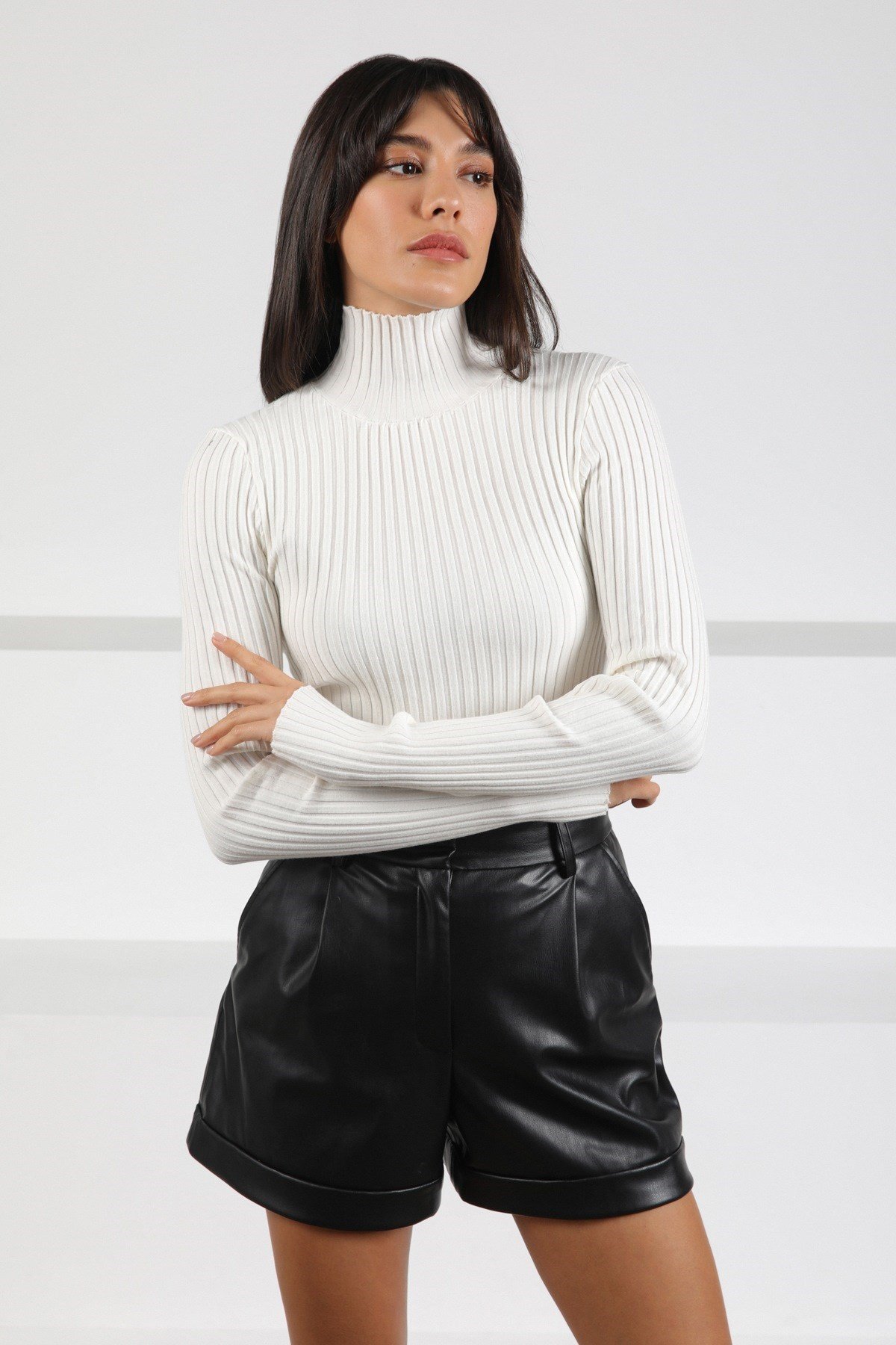 Ferraro Ekru Balıkçı Yaka Pamuklu Kadın Triko Kazak