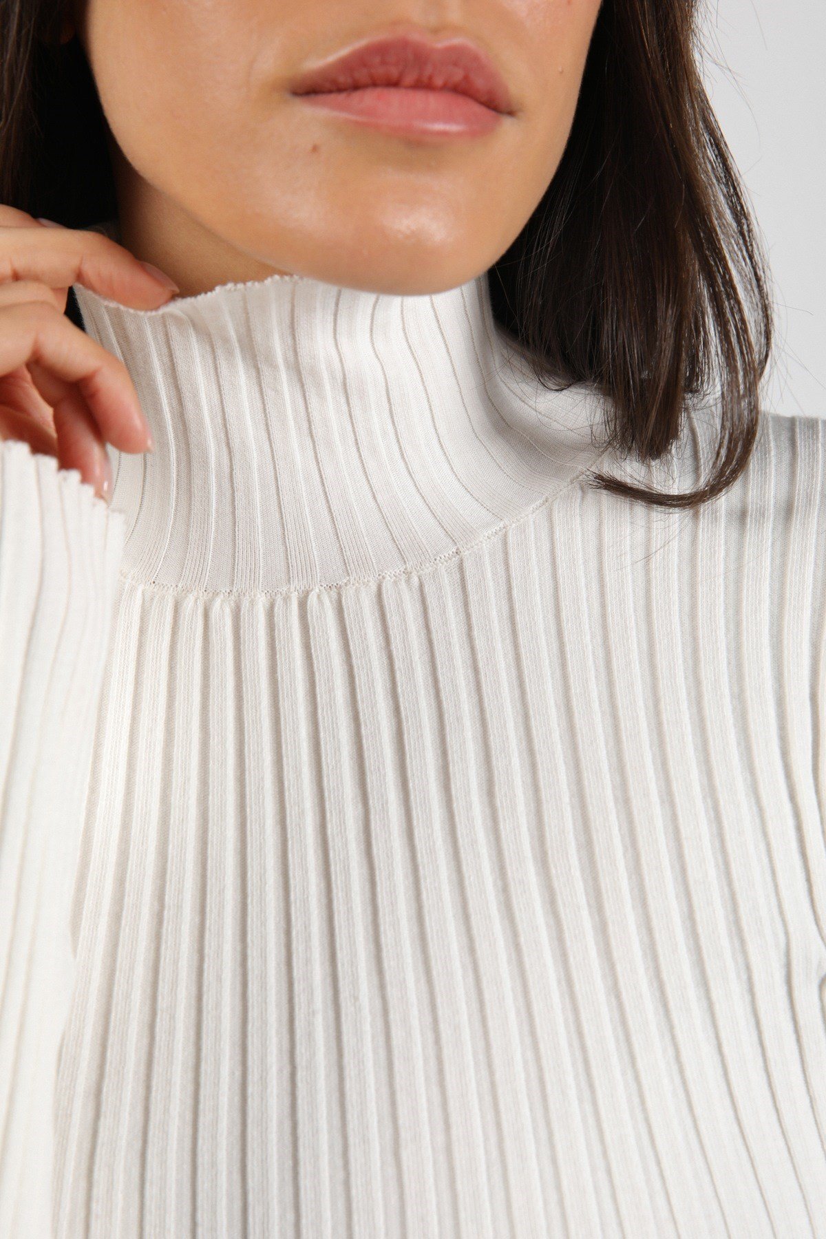 Ferraro Ekru Balıkçı Yaka Pamuklu Kadın Triko Kazak