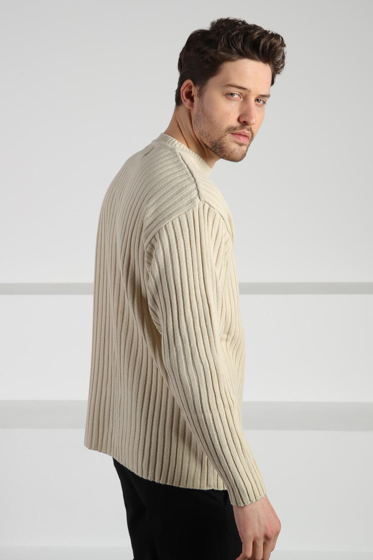 Ferraro Ekru Bisiklet Yaka Erkek Uzun Kollu Yünlü Triko Kazak