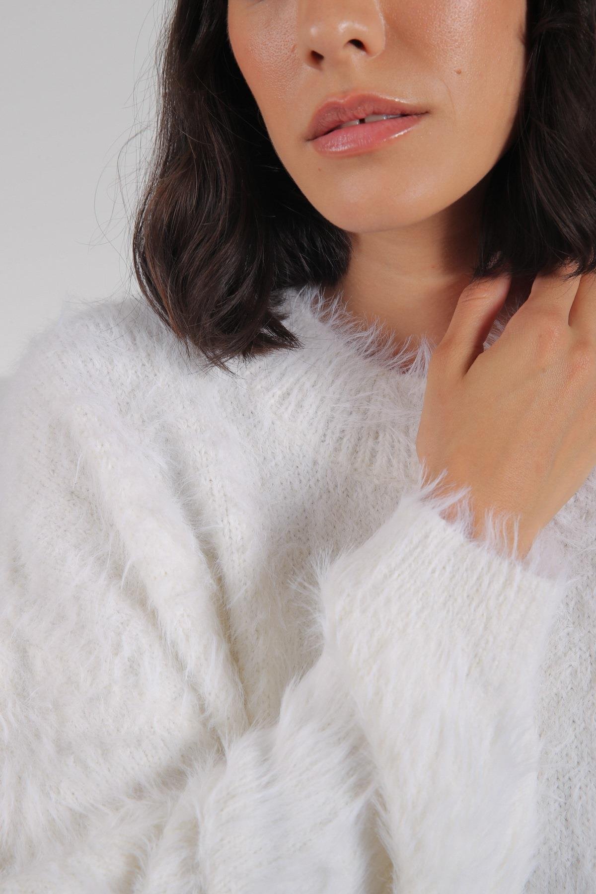 Ferraro Ekru Bisiklet Yaka Yünlü Kadın Triko Kazak