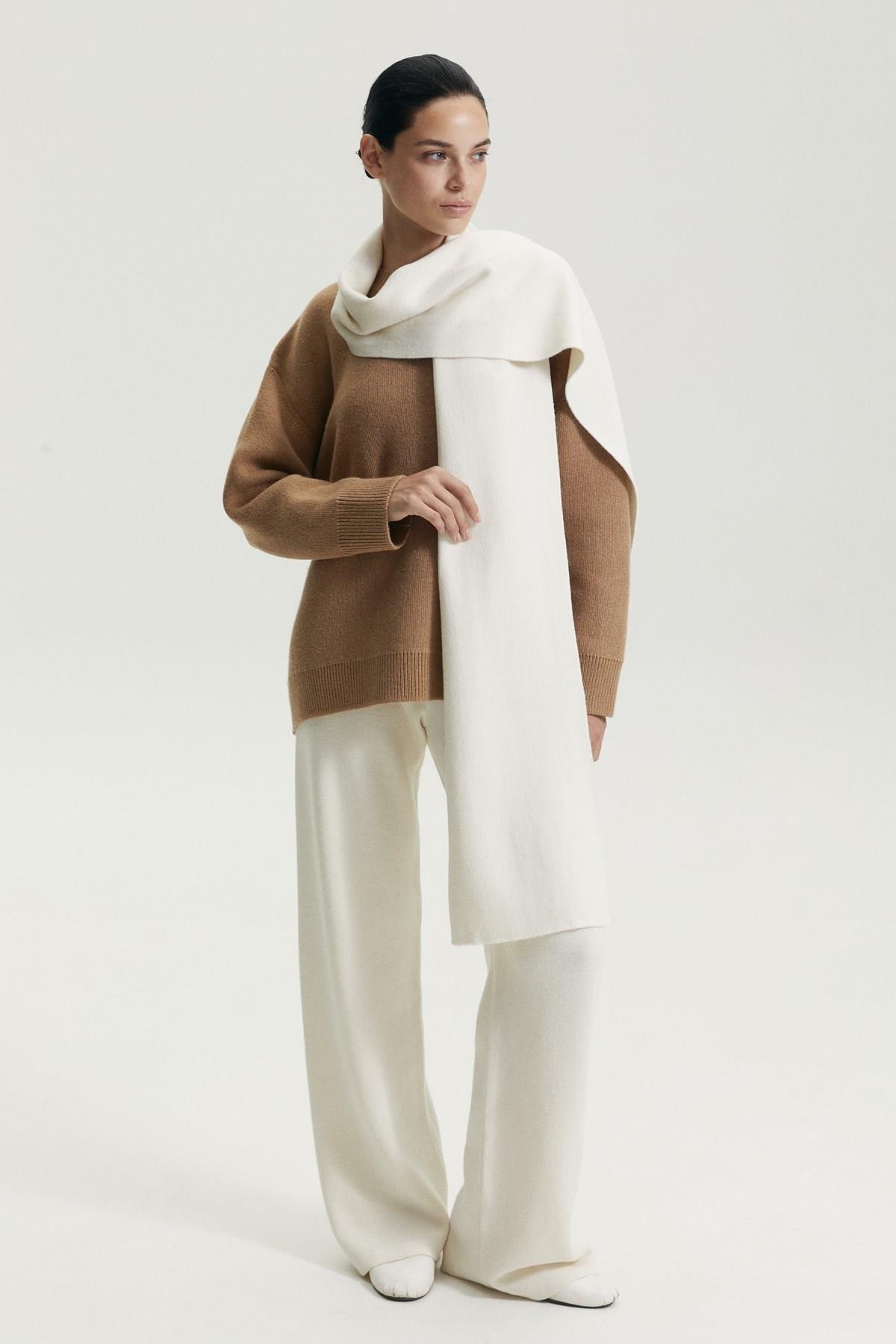 Ferraro Ekru Kadın Atkı