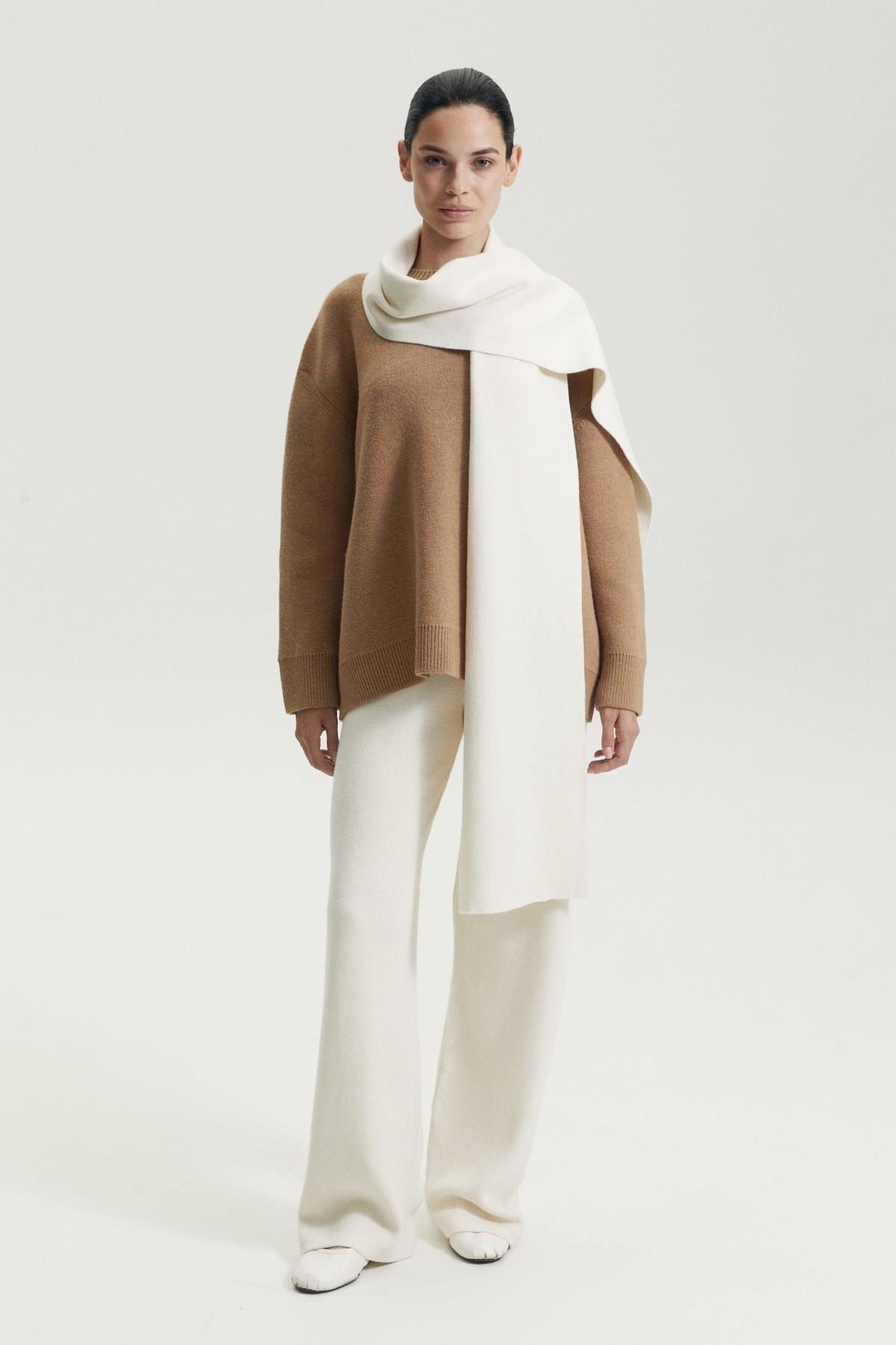 Ferraro Ekru Kadın Atkı