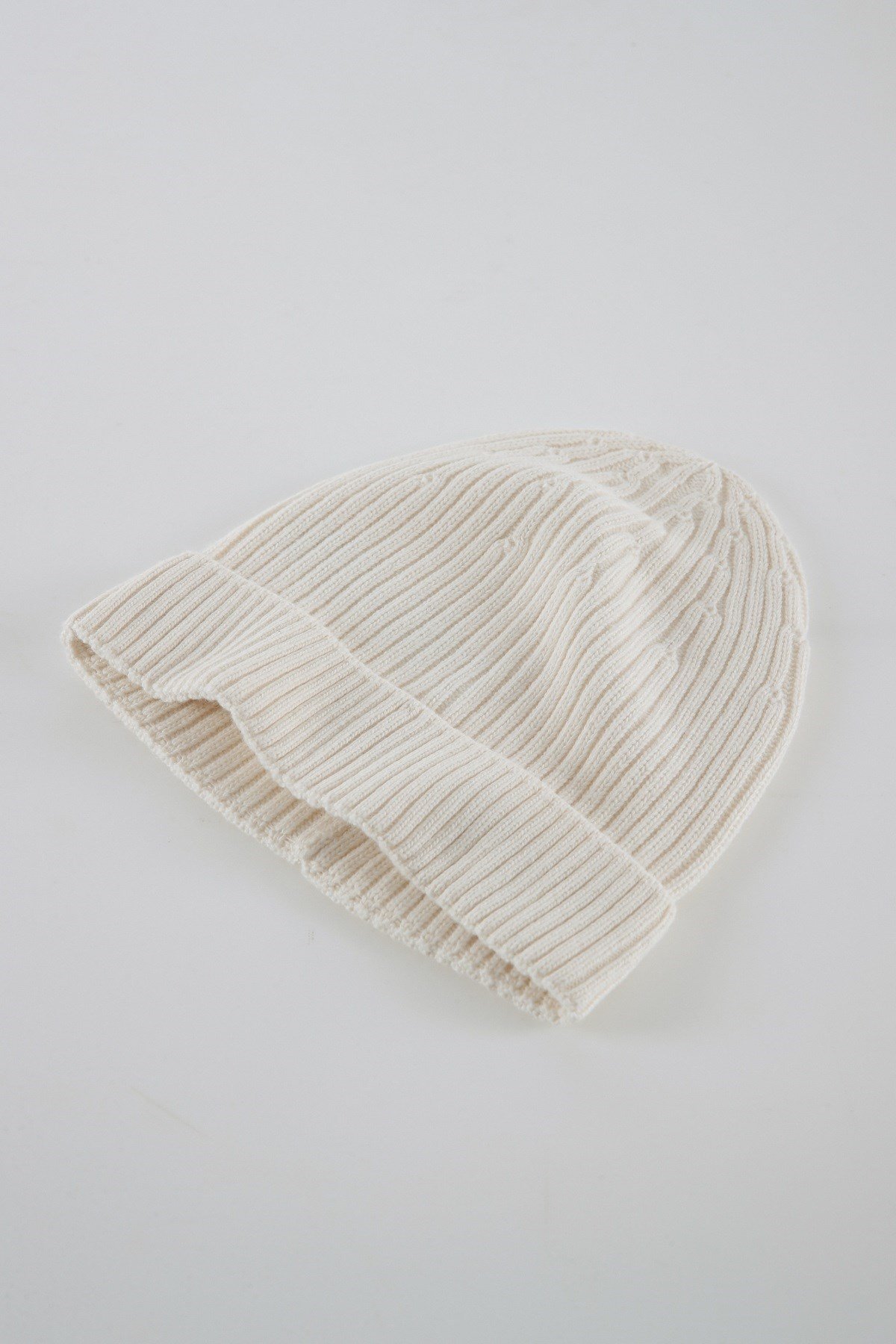 Ferraro Ekru Kadın Bere