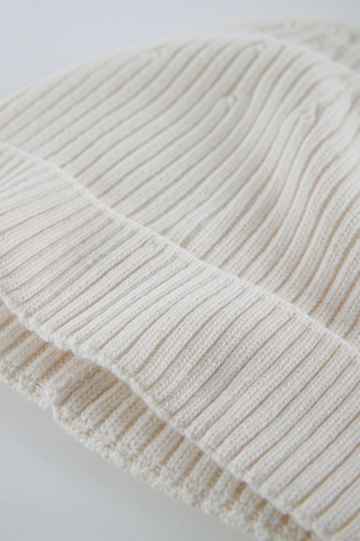 Ferraro Ekru Kadın Bere