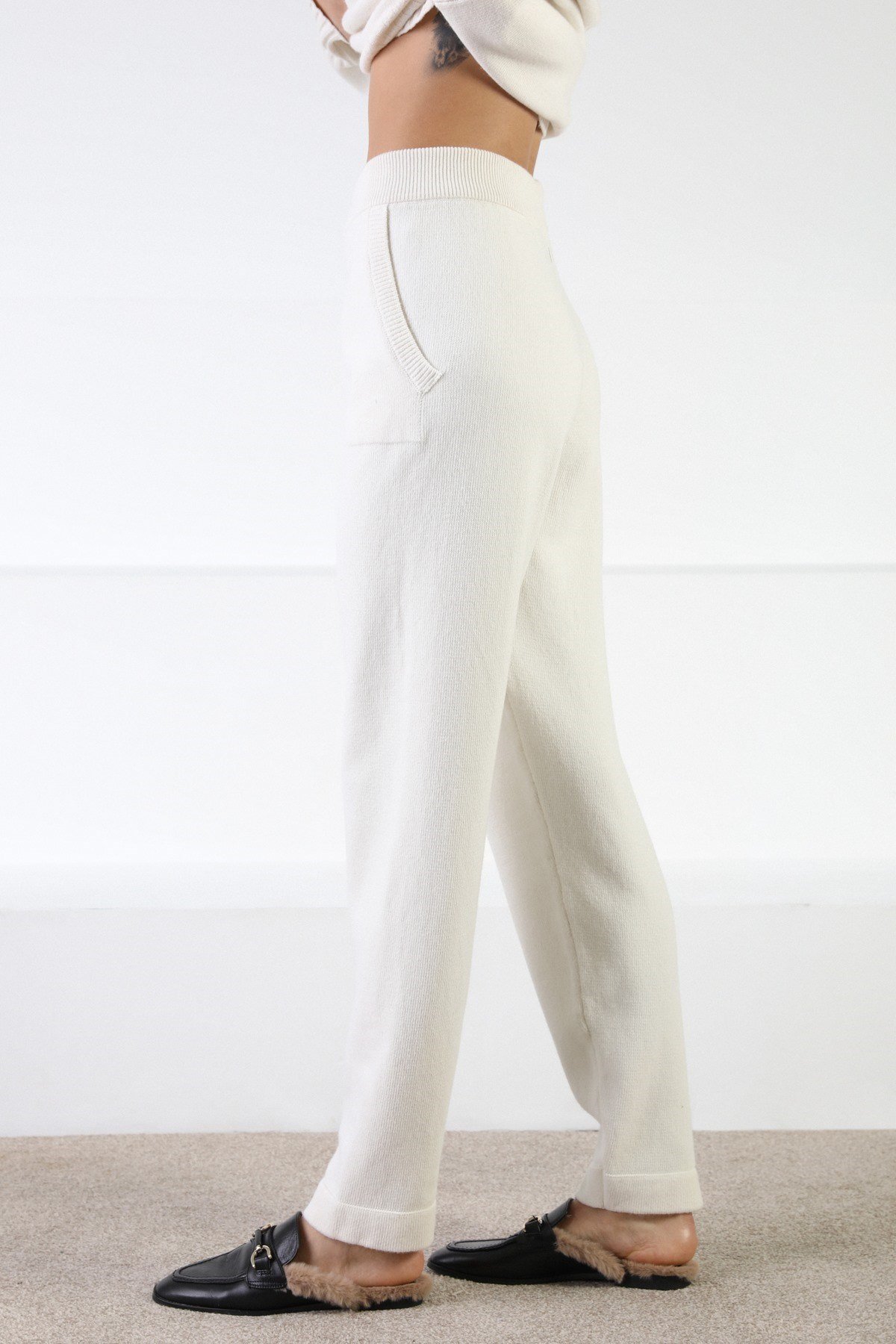 Ferraro Ekru Kaşmirli Kadın Triko Pantolon