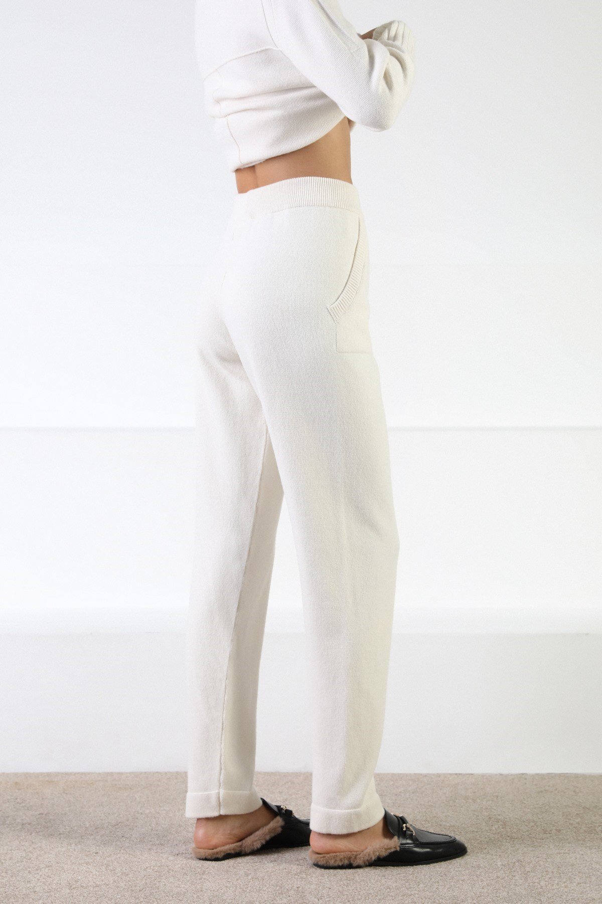 Ferraro Ekru Kaşmirli Kadın Triko Pantolon