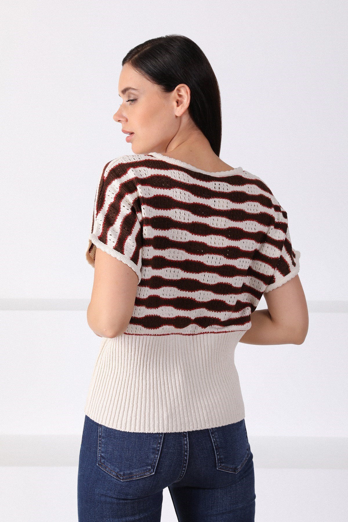 Ferraro Ekru Kayık Yaka Desenli Kadın Triko Kazak