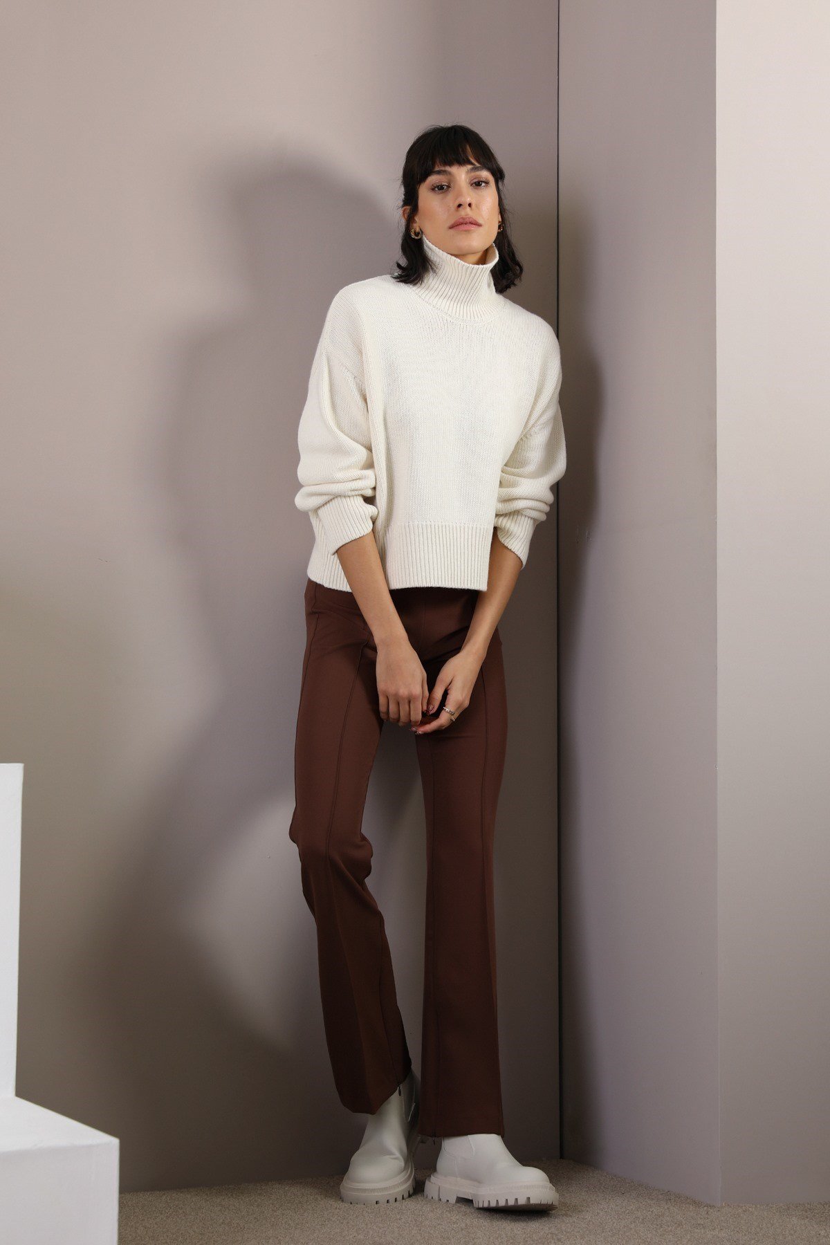 Ferraro Ekru Uzun Kollu Balıkçı Yaka Kaşmirli Kadın Triko Kazak