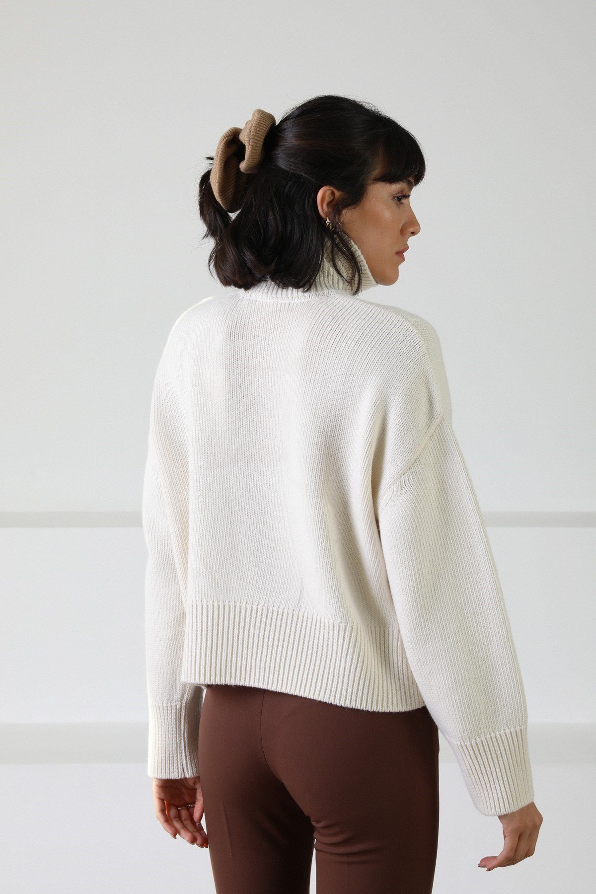 Ferraro Ekru Uzun Kollu Balıkçı Yaka Kaşmirli Kadın Triko Kazak