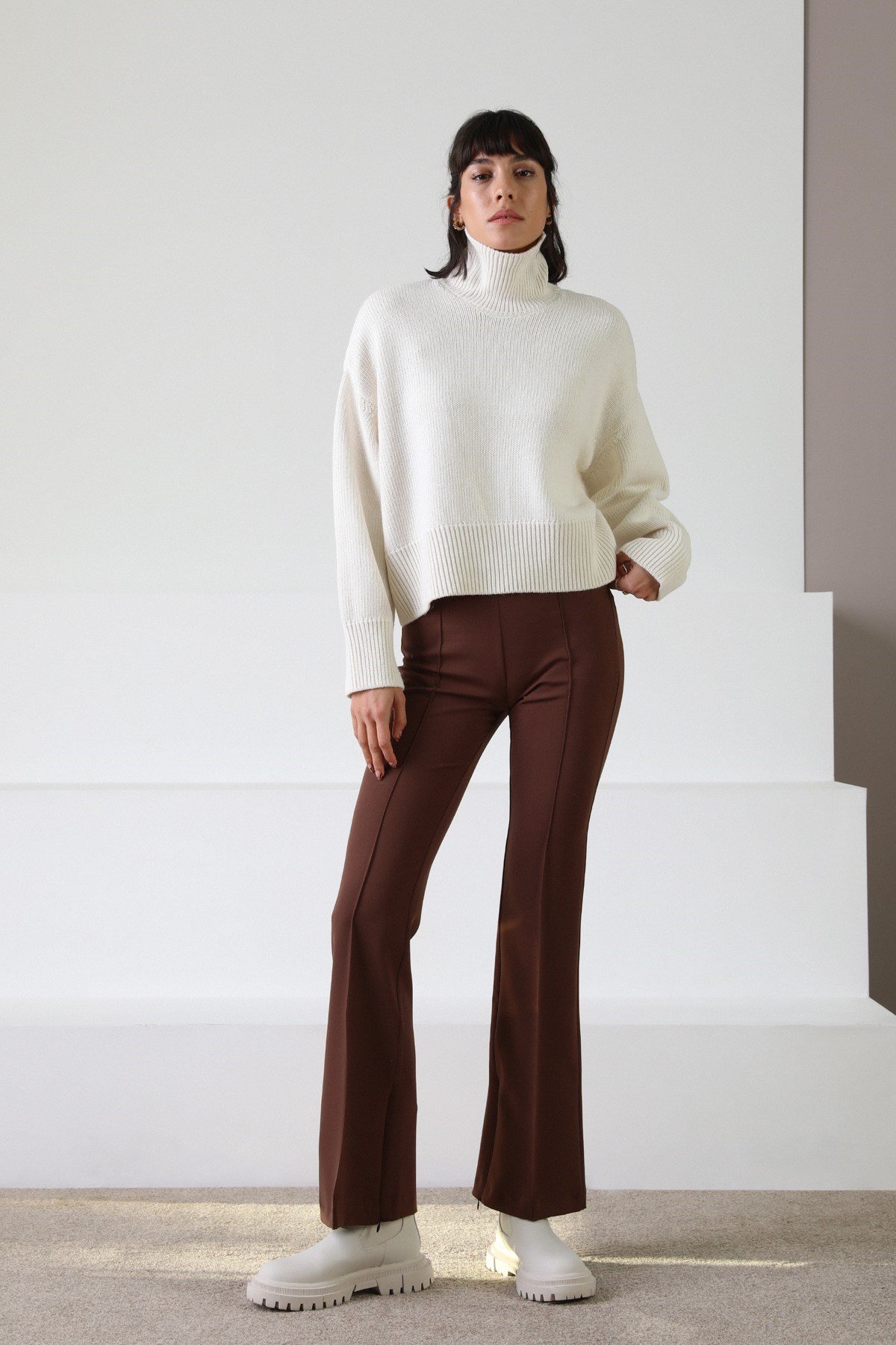 Ferraro Ekru Uzun Kollu Balıkçı Yaka Kaşmirli Kadın Triko Kazak