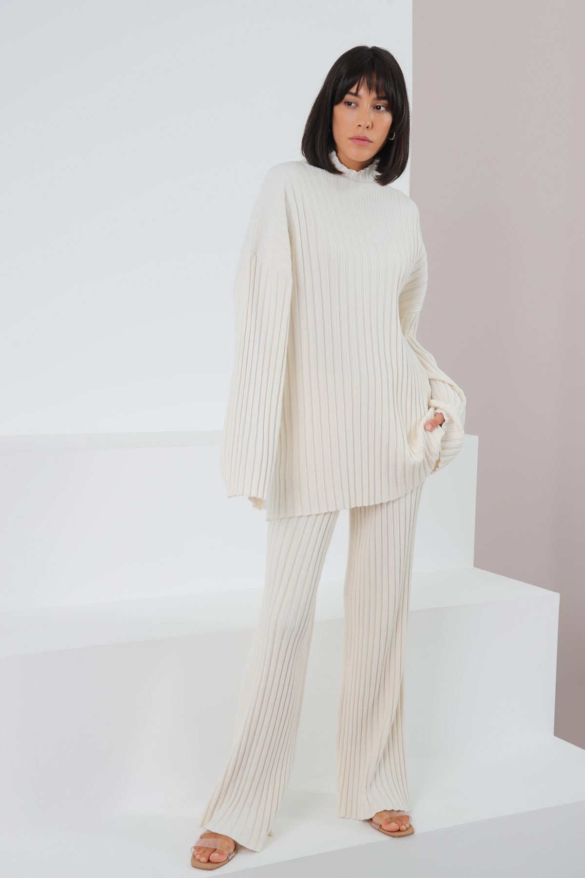 Ferraro Ekru Uzun Kollu Balıkçı Yaka Kaşmirli Kadın Triko Kazak