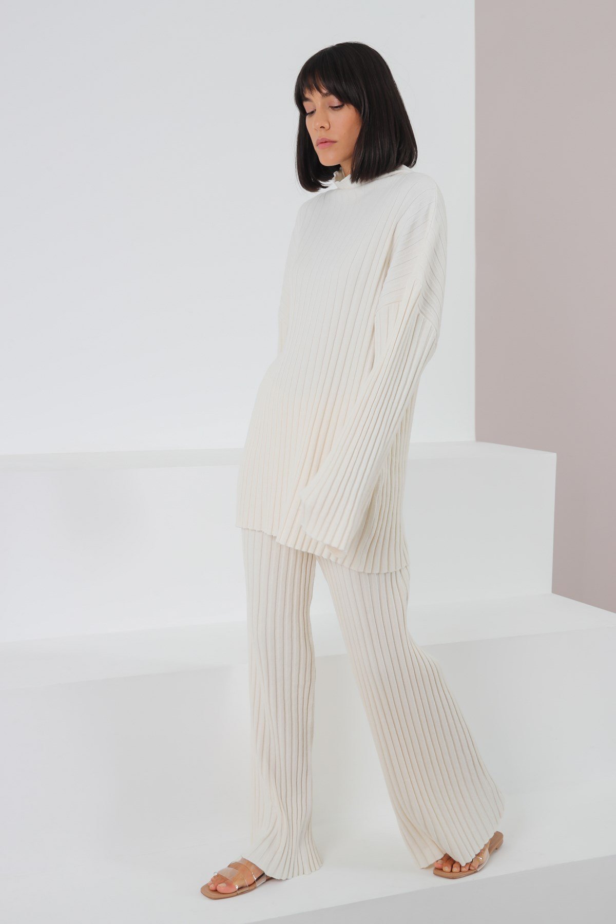 Ferraro Ekru Uzun Kollu Balıkçı Yaka Kaşmirli Kadın Triko Kazak