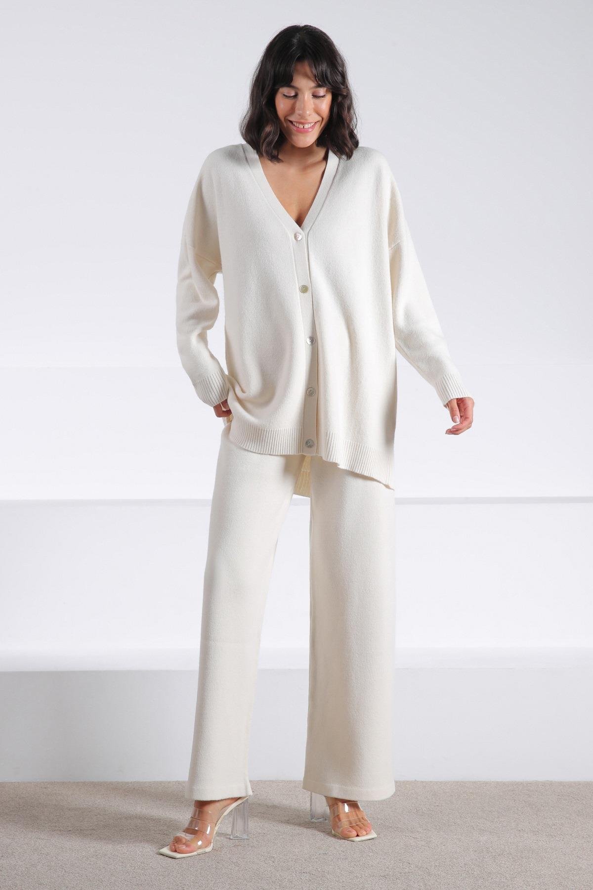 Ferraro Ekru Uzun Kollu Ceket Yaka Kaşmirli Kadın Triko Ceket