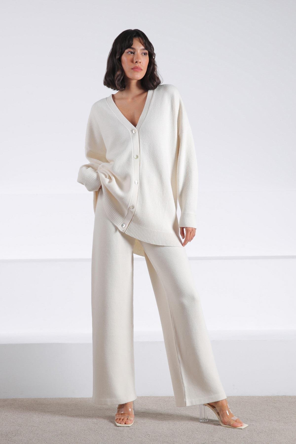 Ferraro Ekru Uzun Kollu Ceket Yaka Kaşmirli Kadın Triko Ceket