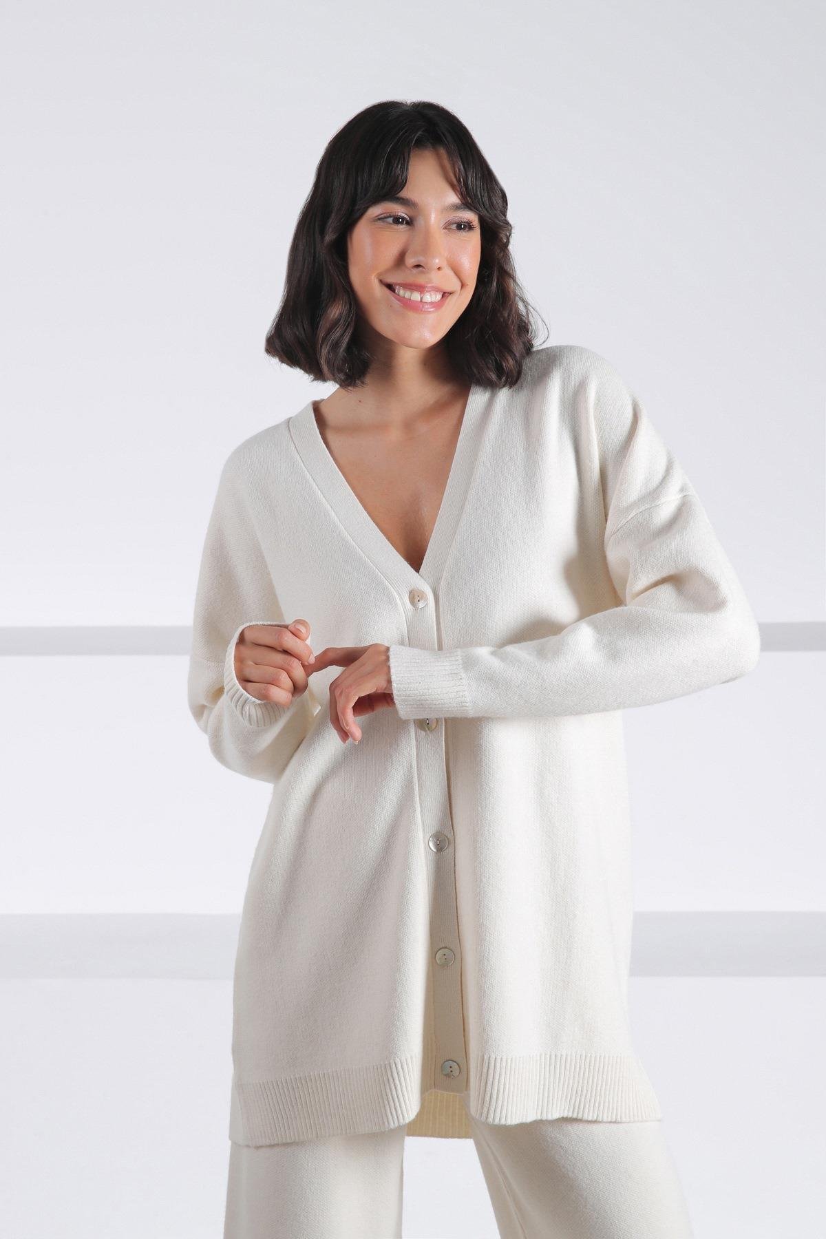 Ferraro Ekru Uzun Kollu Ceket Yaka Kaşmirli Kadın Triko Ceket