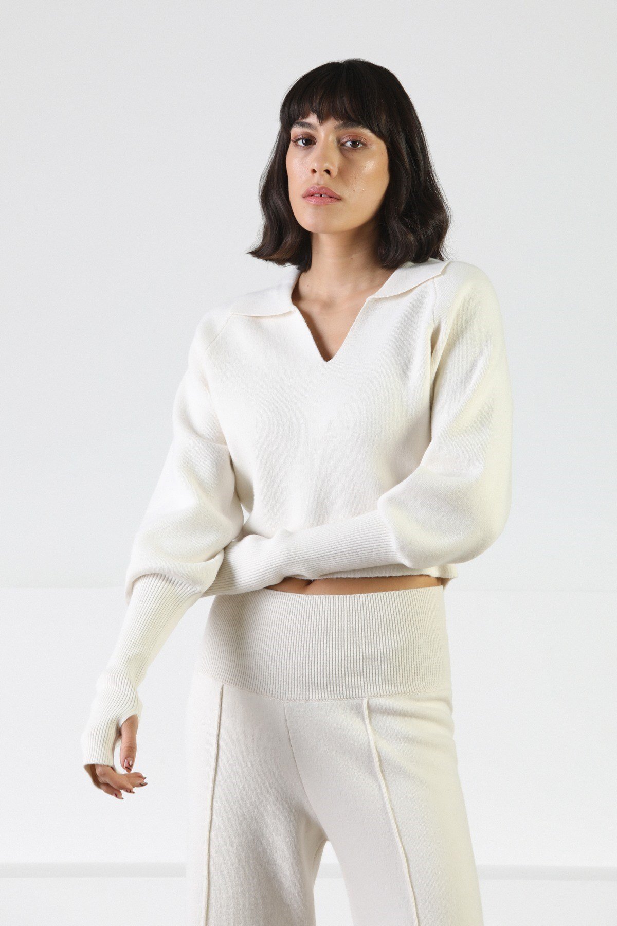 Ferraro Ekru Uzun Kollu Gömlek Yaka Kaşmirli Kadın Triko Kazak