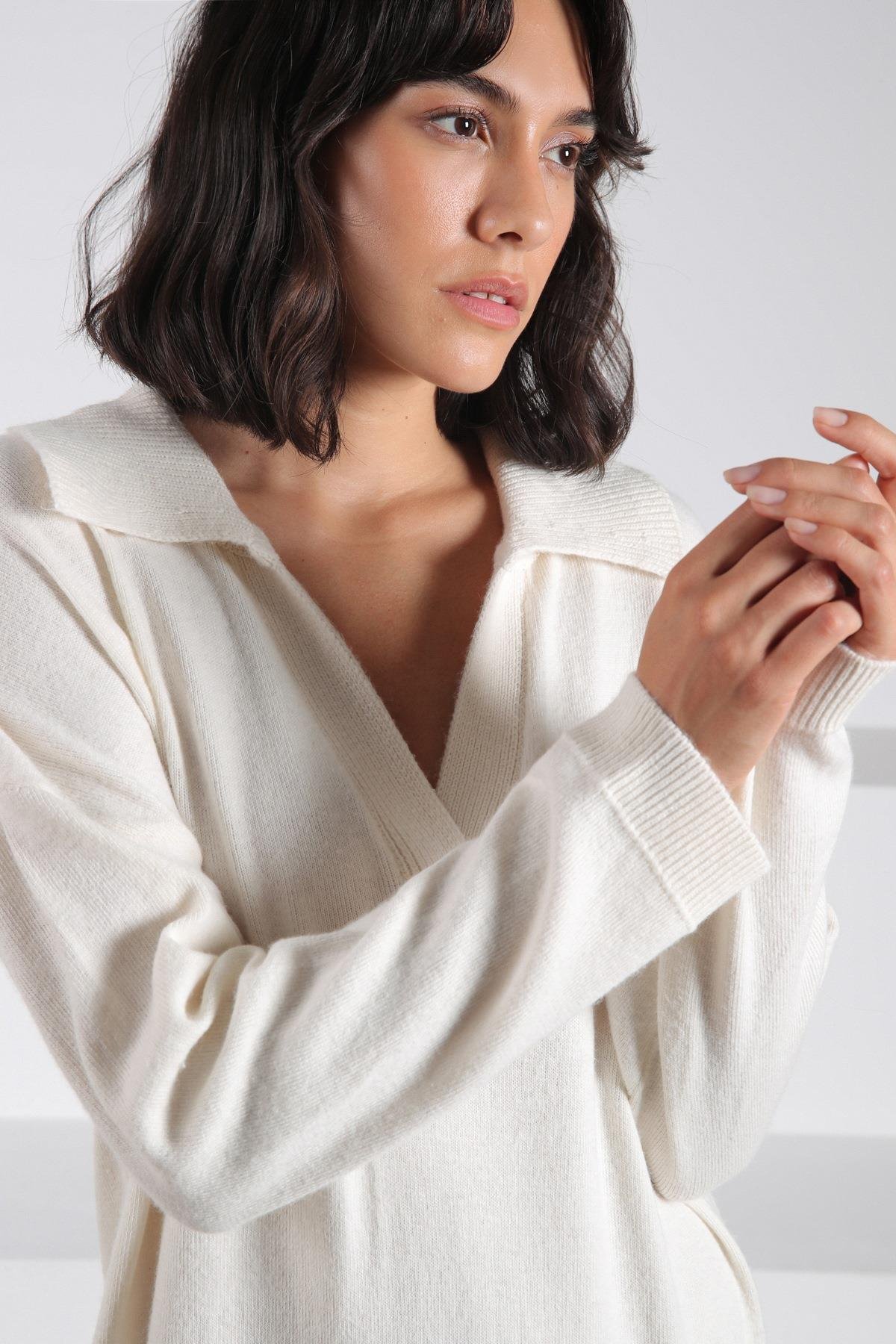 Ferraro Ekru Uzun Kollu Polo Yaka Kadın Triko Elbise