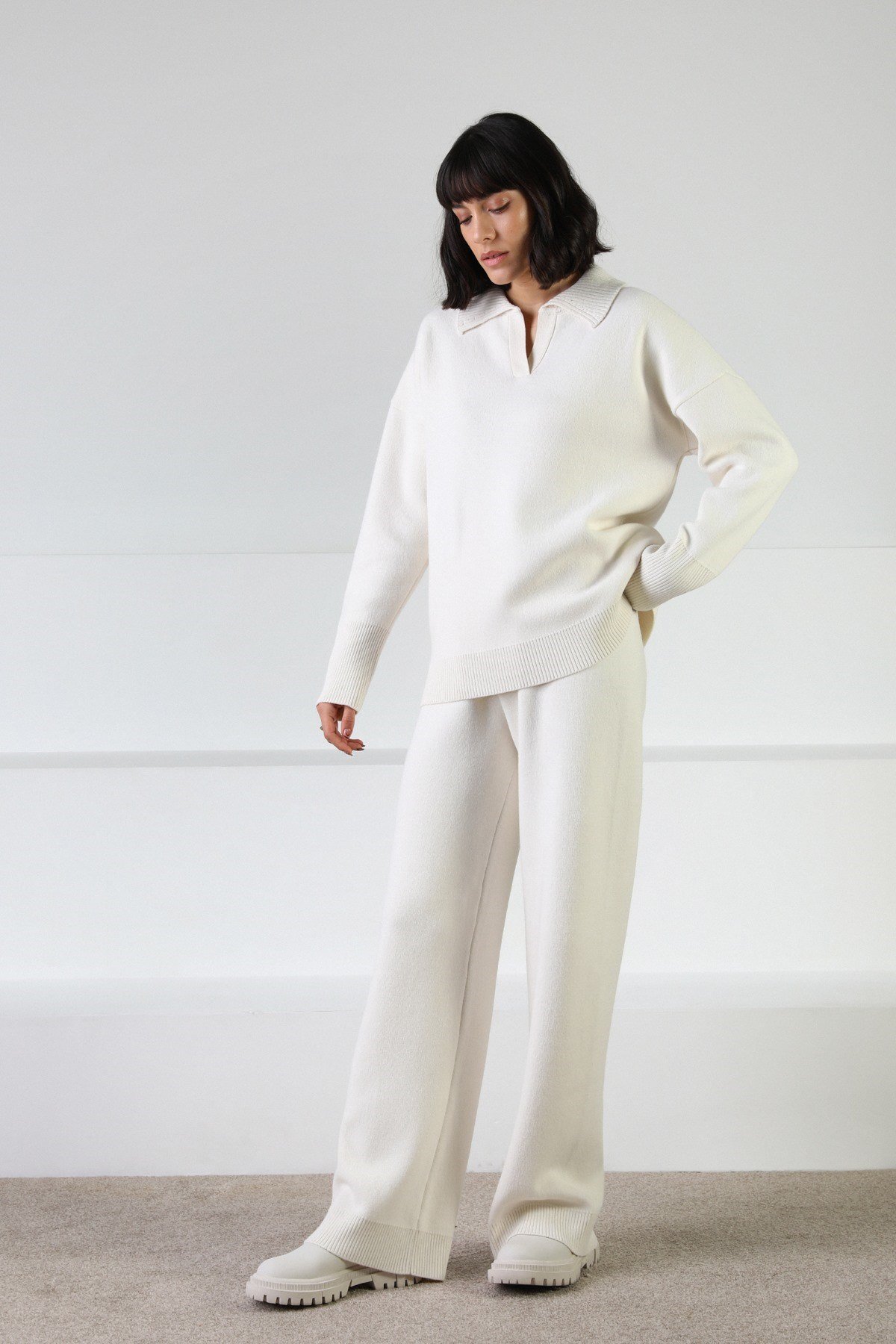 Ferraro Ekru Uzun Kollu Polo Yaka Kaşmirli Kadın Triko Kazak