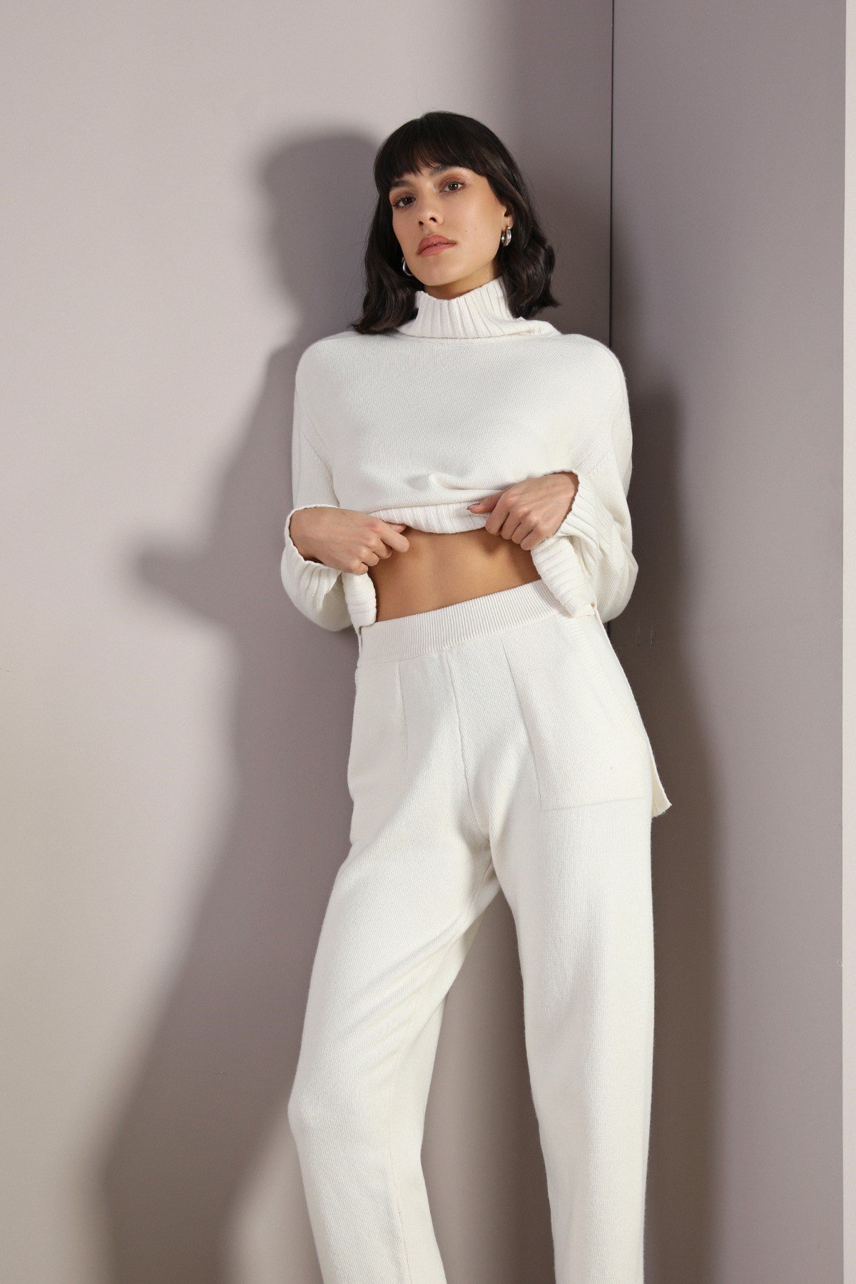 Ferraro Ekru Uzun Kollu Yarım Balıkçı Yaka Kaşmirli Kadın Triko Kazak