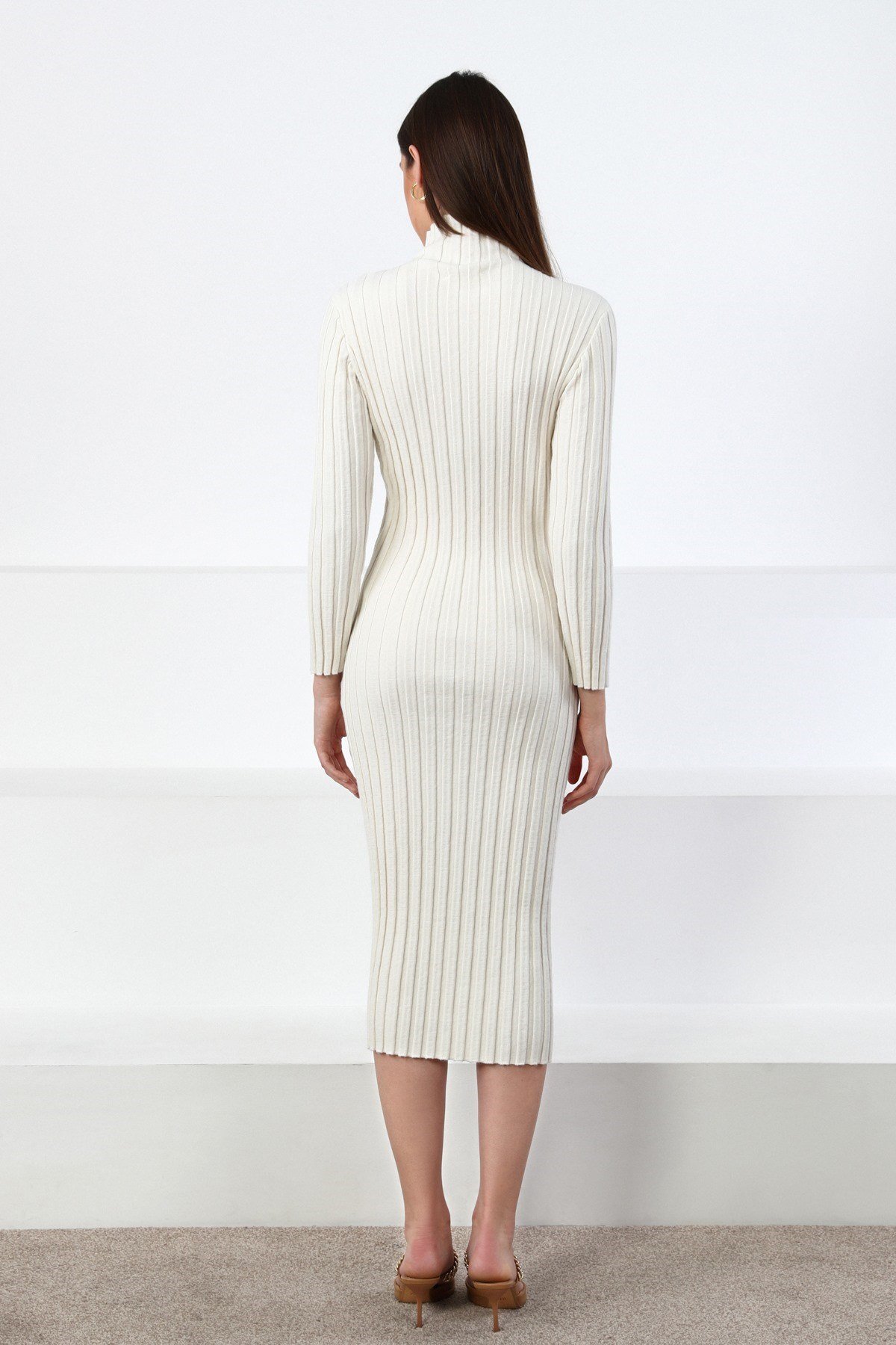 Ferraro Ekru Yarım Balıkçı Fitilli Midi Boy Kaşmirli Kadın Triko Elbise