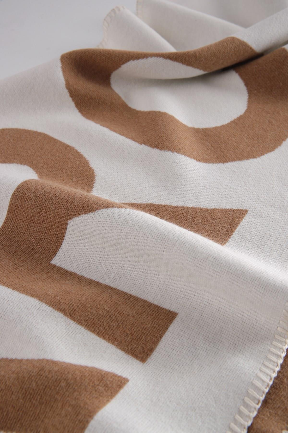 Ferraro Ekru/Camel Kadın Triko Atkı