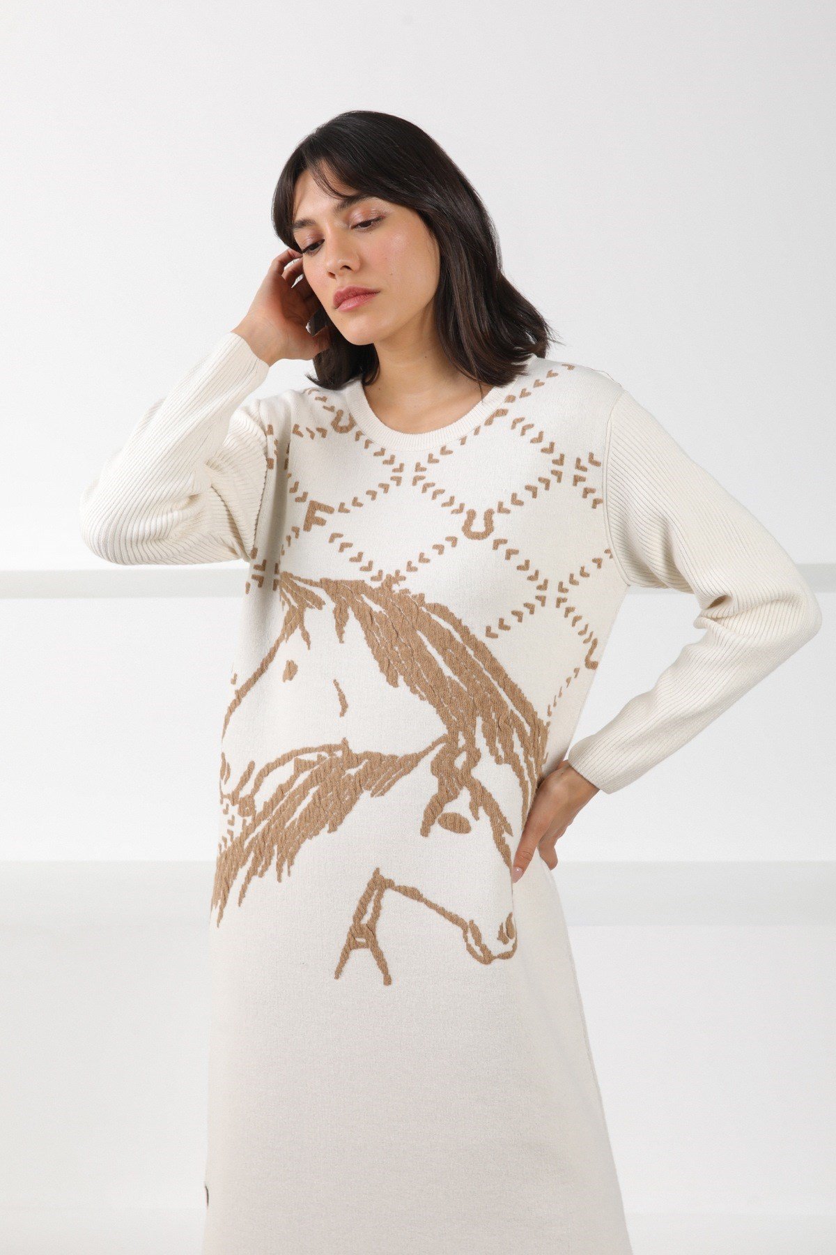 Ferraro Ekru/Camel Uzun Kollu Bisiklet Yaka Kaşmirli Kadın Triko Elbise