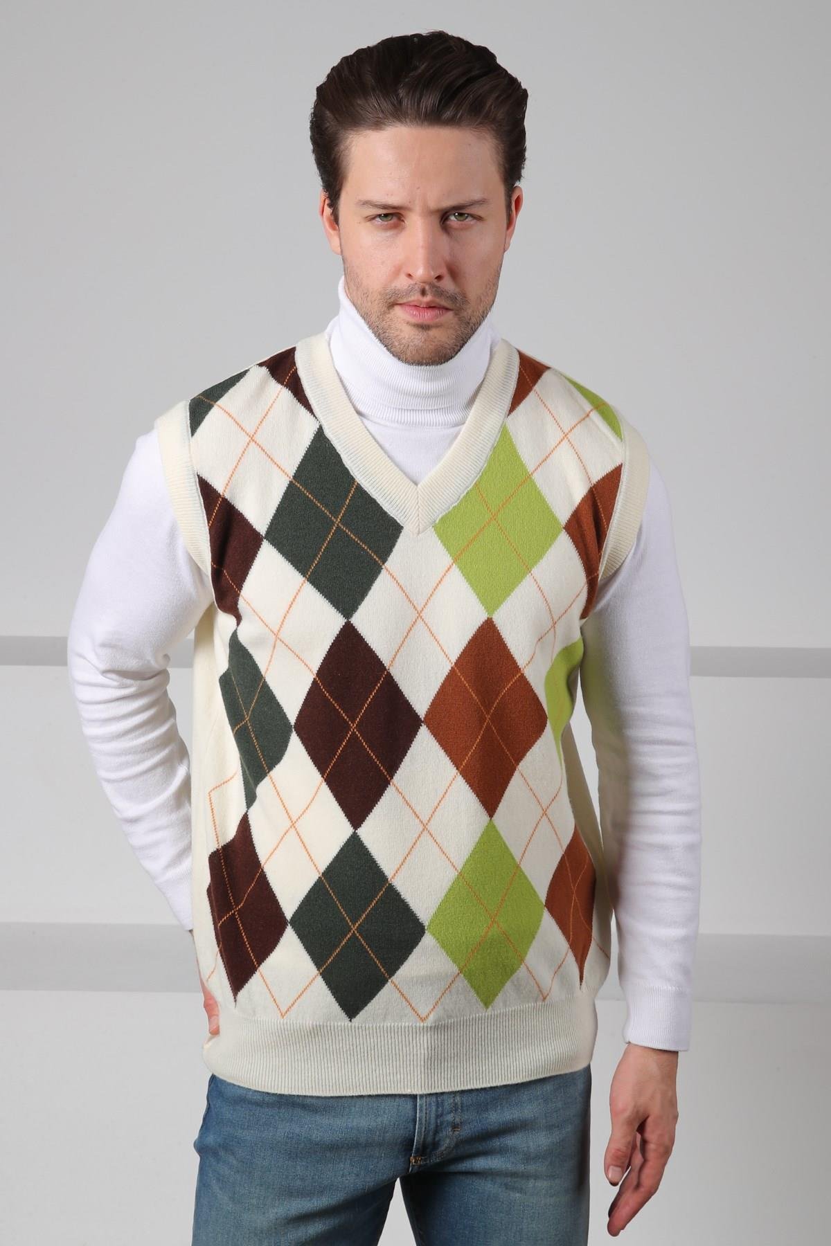Ferraro Ekru/Haki V Yaka Çok Renkli Baklava Desenli Kolsuz %100 Kuzu Yünü Erkek Triko Süveter