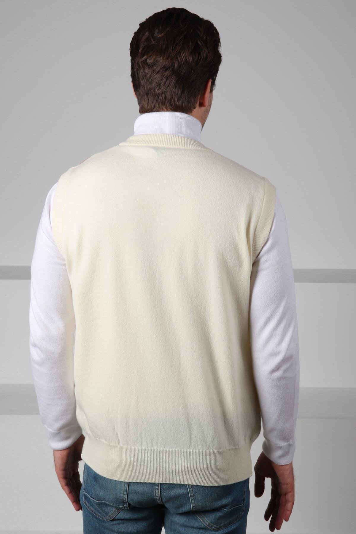 Ferraro Ekru/İndigo V Yaka Çok Renkli Baklava Desenli Kolsuz %100 Kuzu Yünü Erkek Triko Süveter