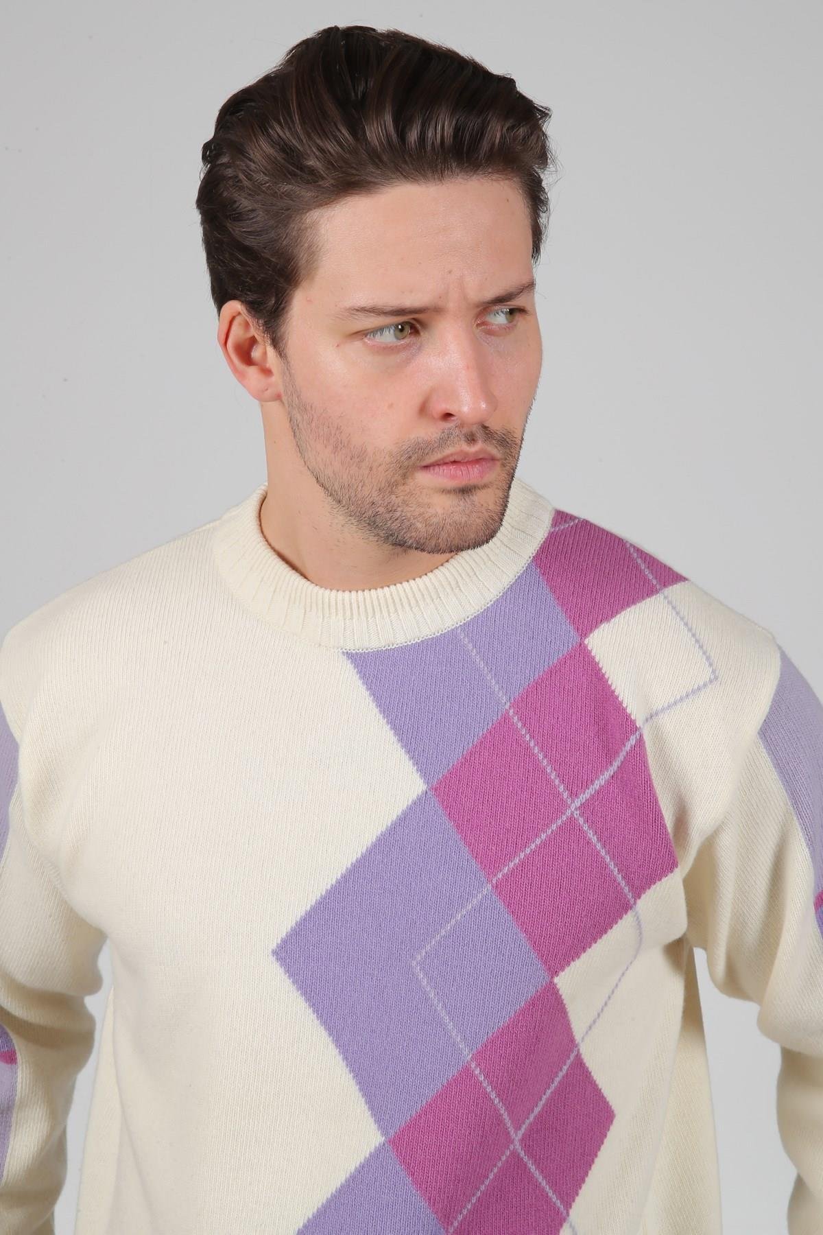Ferraro Ekru/Lila Bisiklet Yaka Diyagonal Desenli Uzun Kollu %100 Kuzu Yünü Erkek Triko Kazak