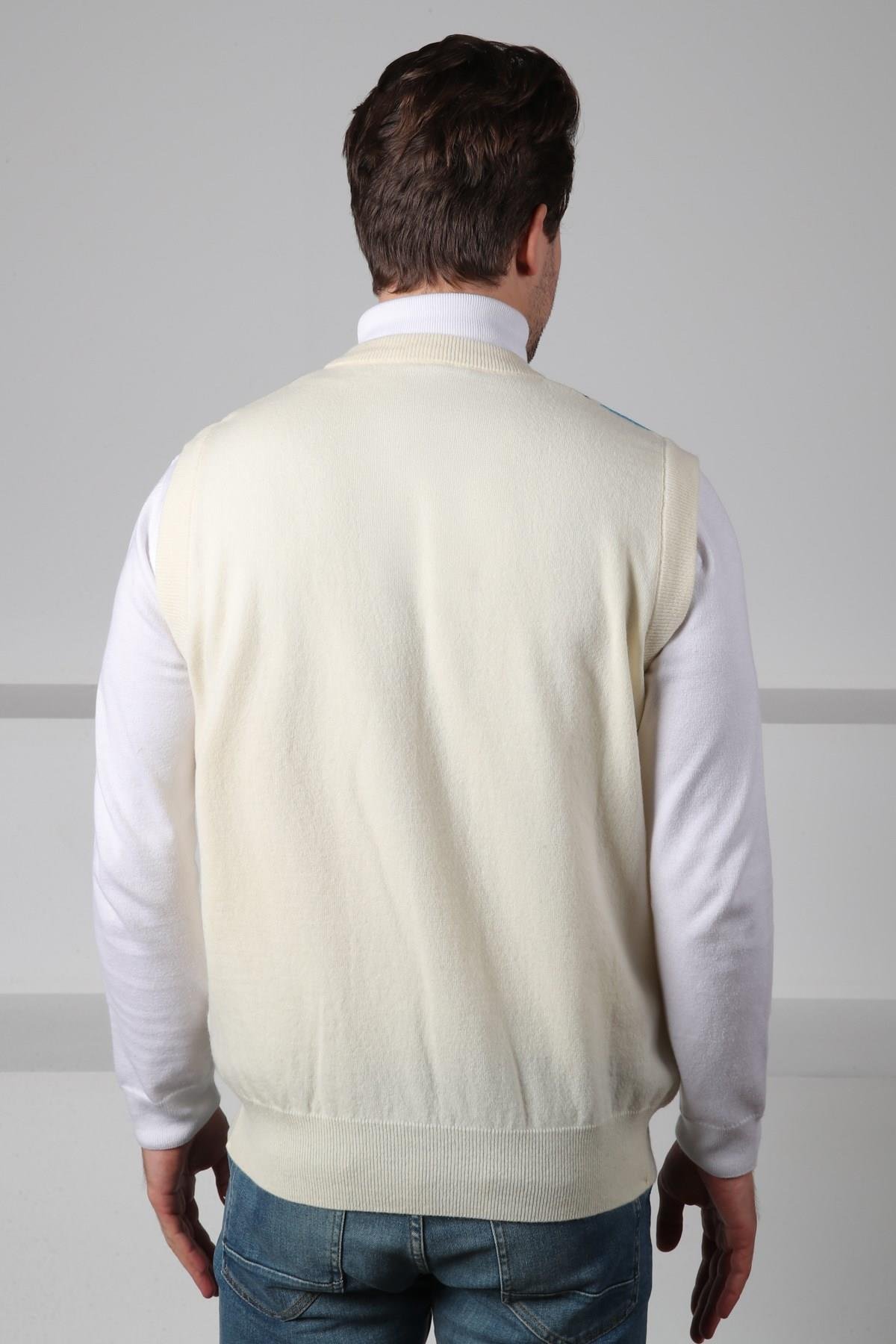 Ferraro Ekru/Turkuaz V Yaka Çok Renkli Baklava Desenli Kolsuz %100 Kuzu Yünü Erkek Triko Süveter