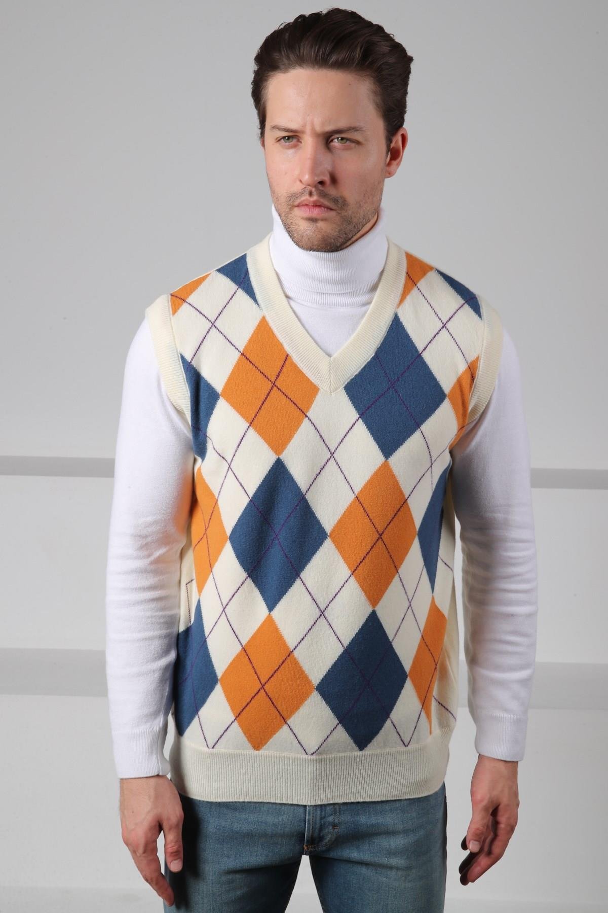 Ferraro Ekru/Turuncu V Yaka Çok Renkli Baklava Desenli Kolsuz %100 Kuzu Yünü Erkek Triko Süveter
