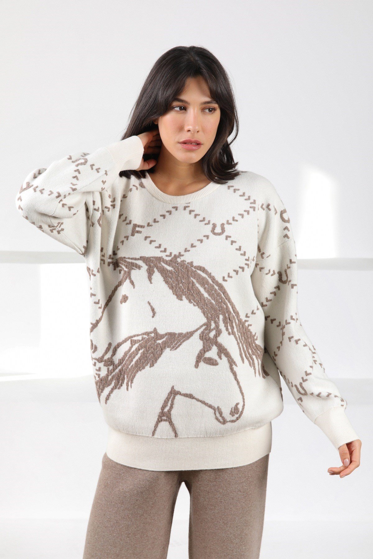 Ferraro Ekru/Vizon Uzun Kollu Bisiklet Yaka Kaşmirli Kadın Triko Kazak