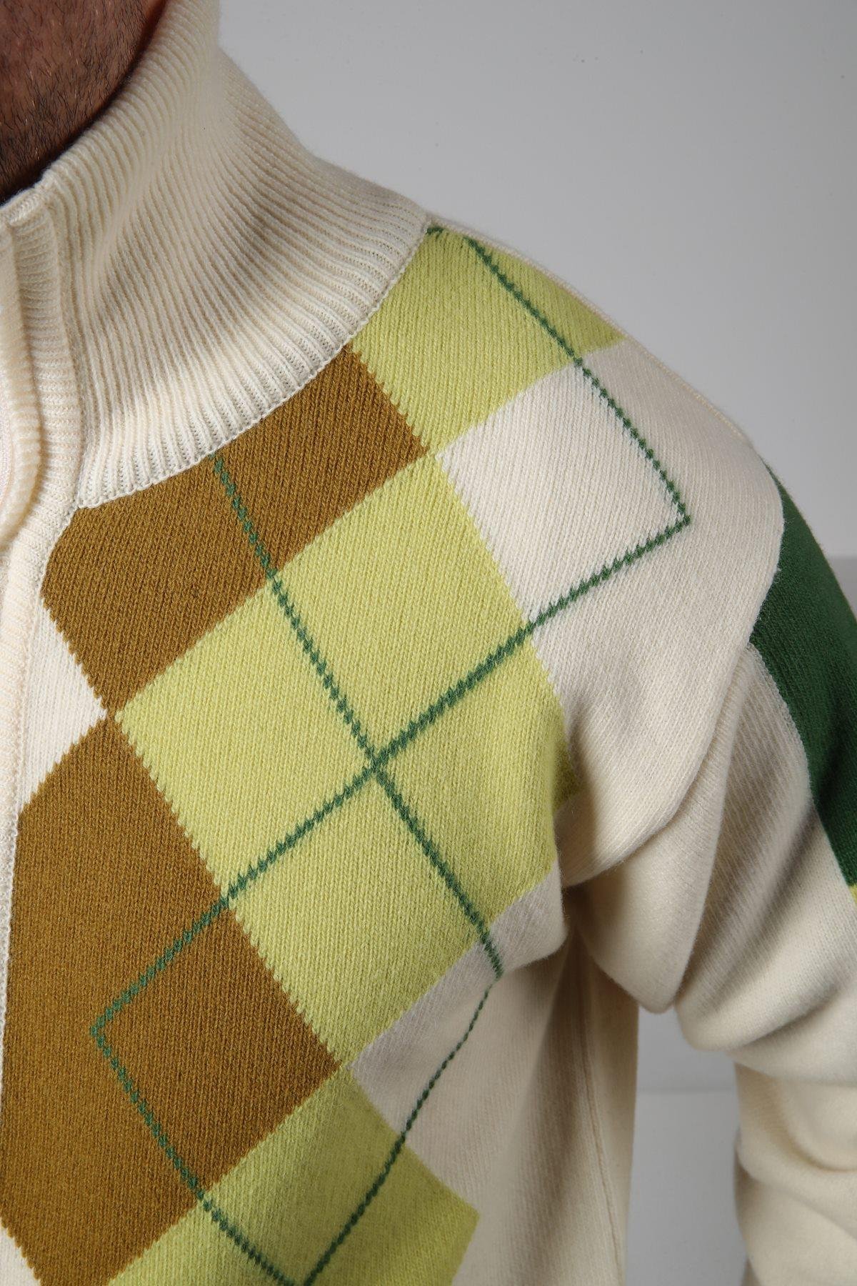 Ferraro Ekru/Yeşil Balıkçı Yaka Fermuarlı Diyagonal Desenli Uzun Kollu %100 Kuzu Yünü Erkek Triko Ceket