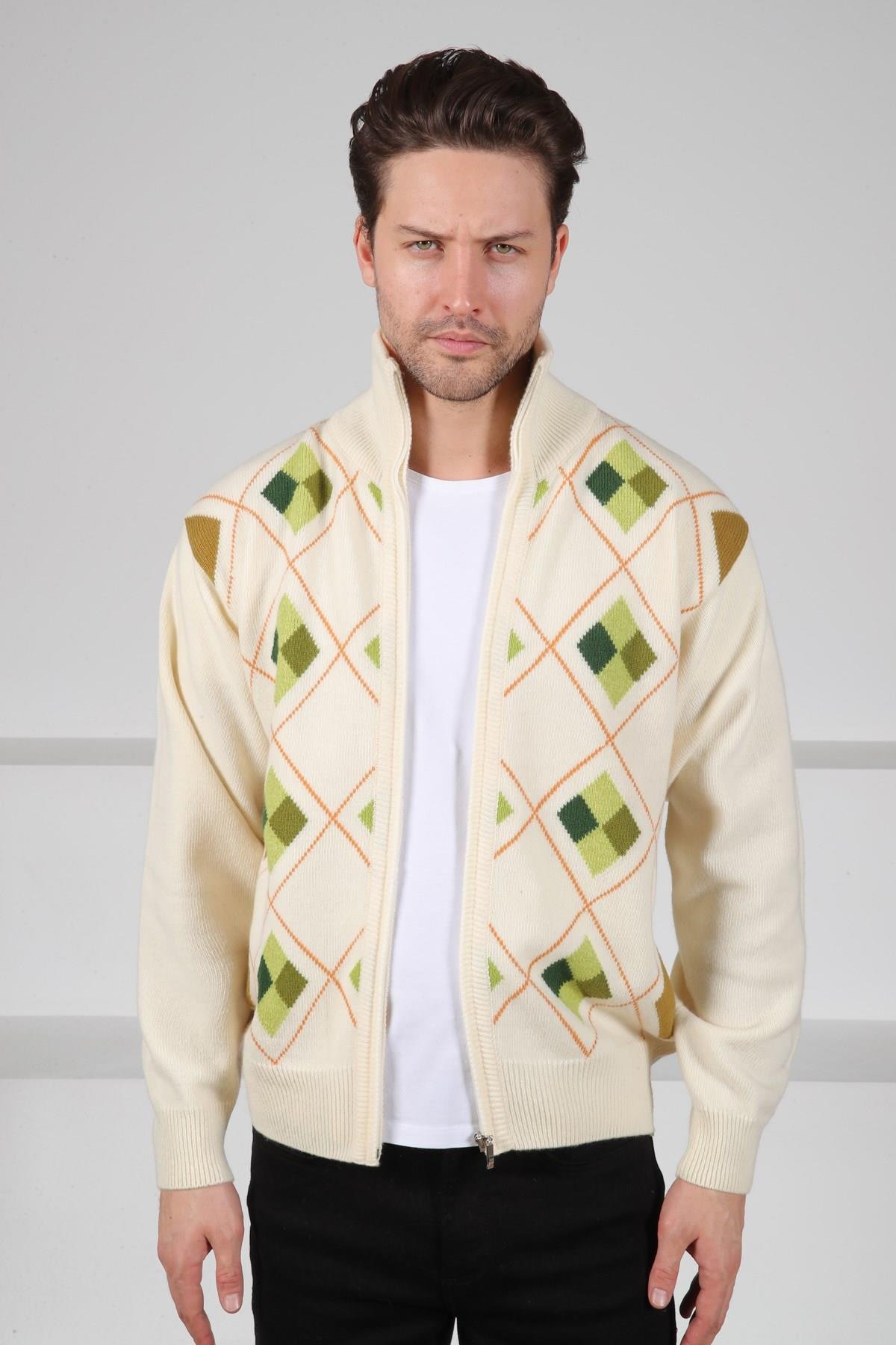 Ferraro Ekru/Yeşil Balıkçı Yaka Fermuarlı Yeşil Baklava Desenli Uzun Kollu %100 Kuzu Yünü Erkek Triko Ceket