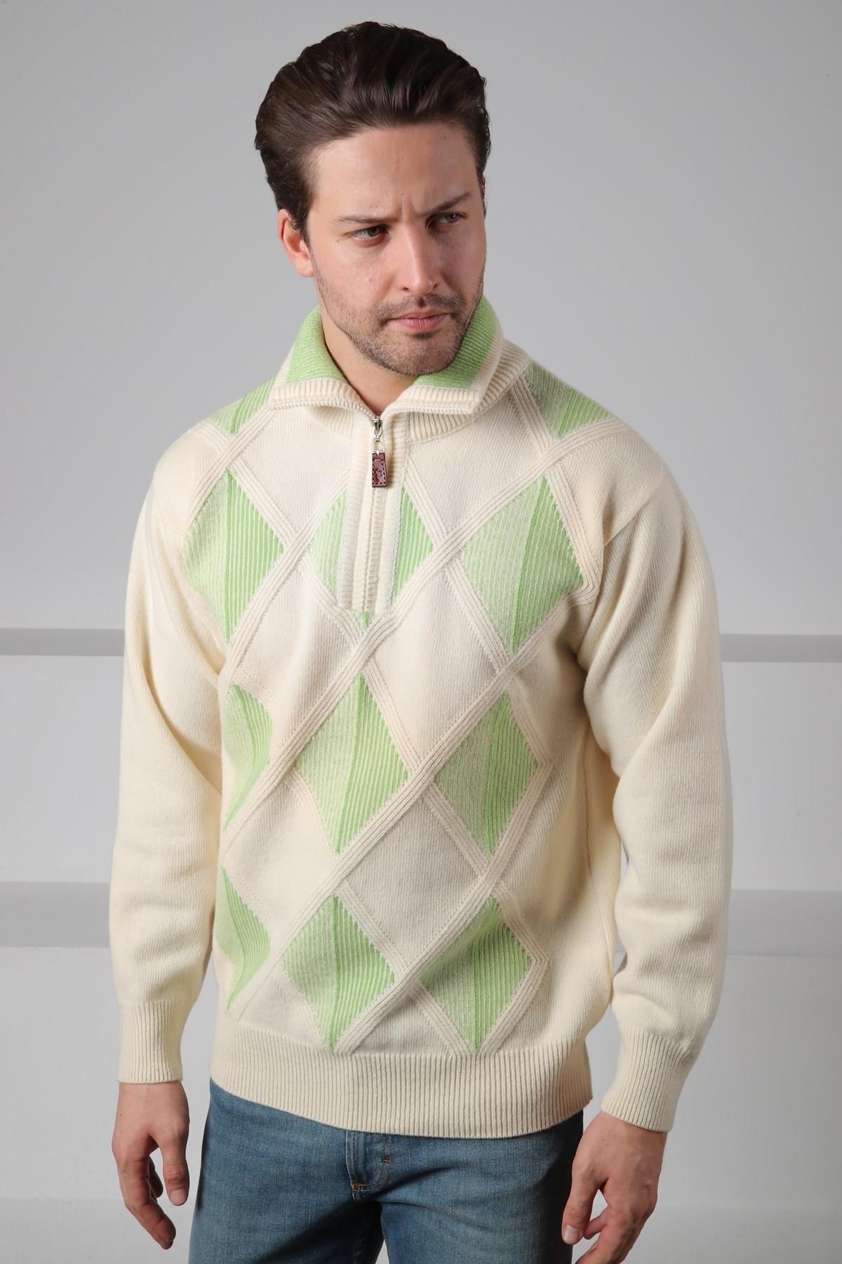 Ferraro Ekru/Yeşil Balıkçı Yaka Fermuarlı Baklava Desenli Uzun Kollu %100 Kuzu Yünü Erkek Triko Kazak