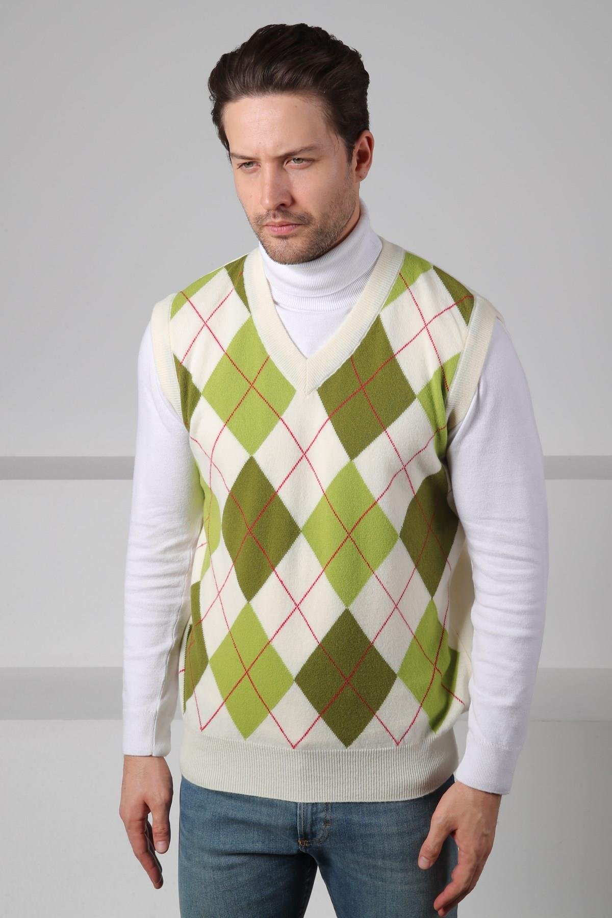 Ferraro Ekru/Yeşil V Yaka Çok Renkli Baklava Desenli Kolsuz %100 Kuzu Yünü Erkek Triko Süveter