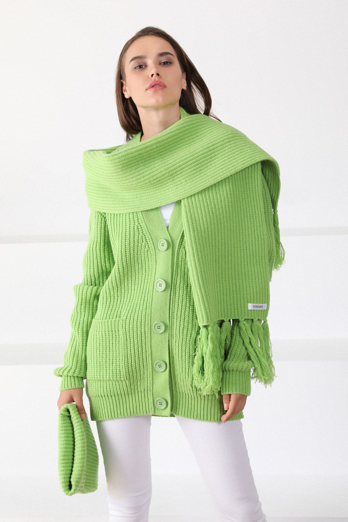 Ferraro Elma Kuzu Yünü Oversize Kadın Triko Hırka