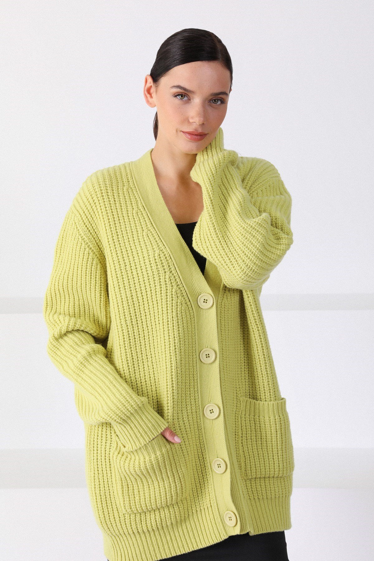 Ferraro Filo Kuzu Yünü Oversize Kadın Triko Hırka