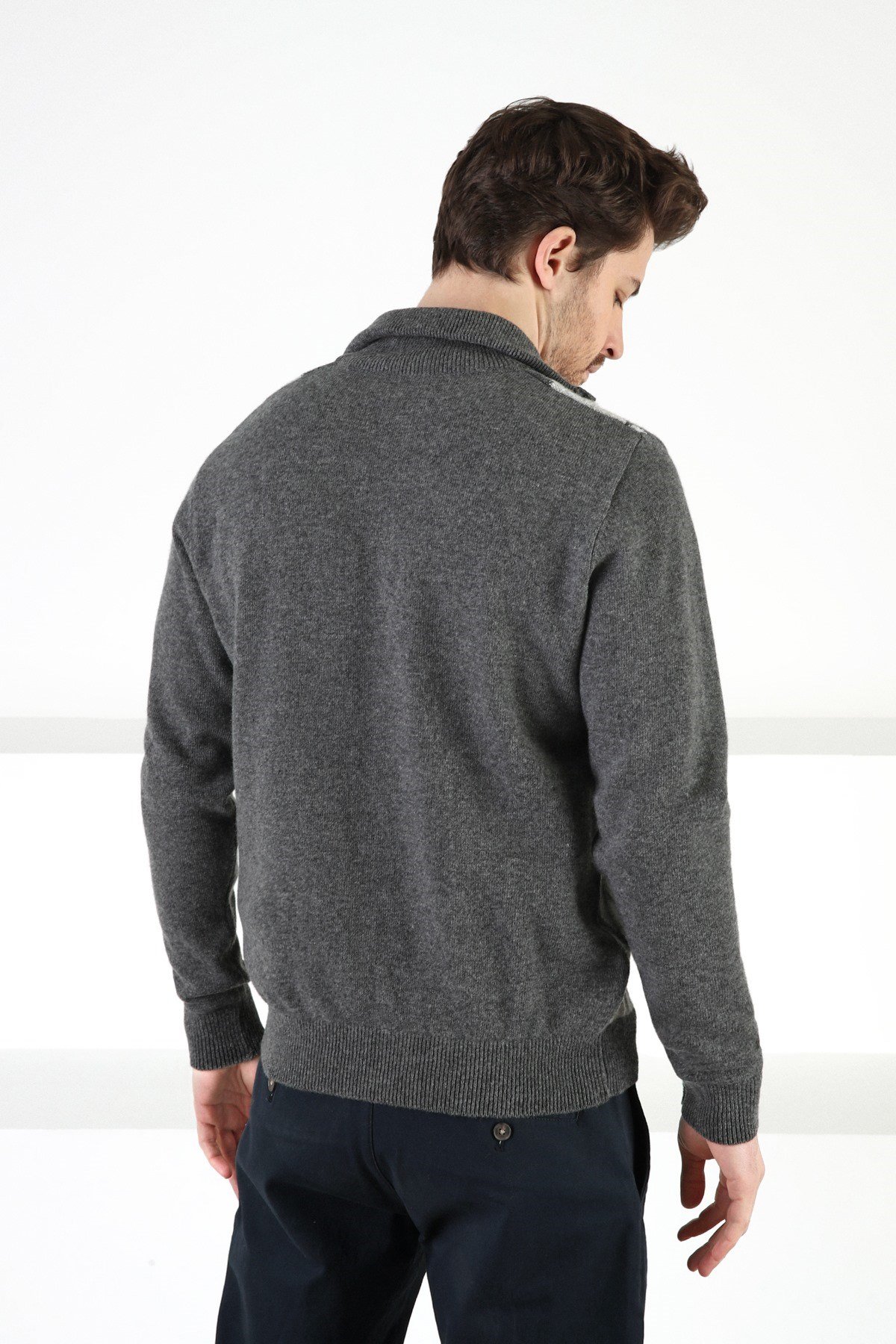 Ferraro Füme Baklava Desenli Dik Yaka %100 Kuzu Yünü Erkek Kazak