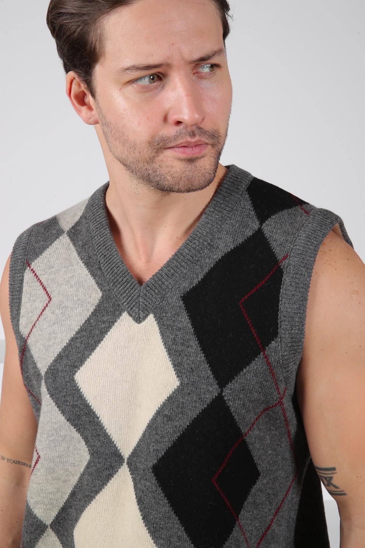 Ferraro Füme Baklava Desenli V Yaka %100 Kuzu Yünü Erkek Triko Süveter