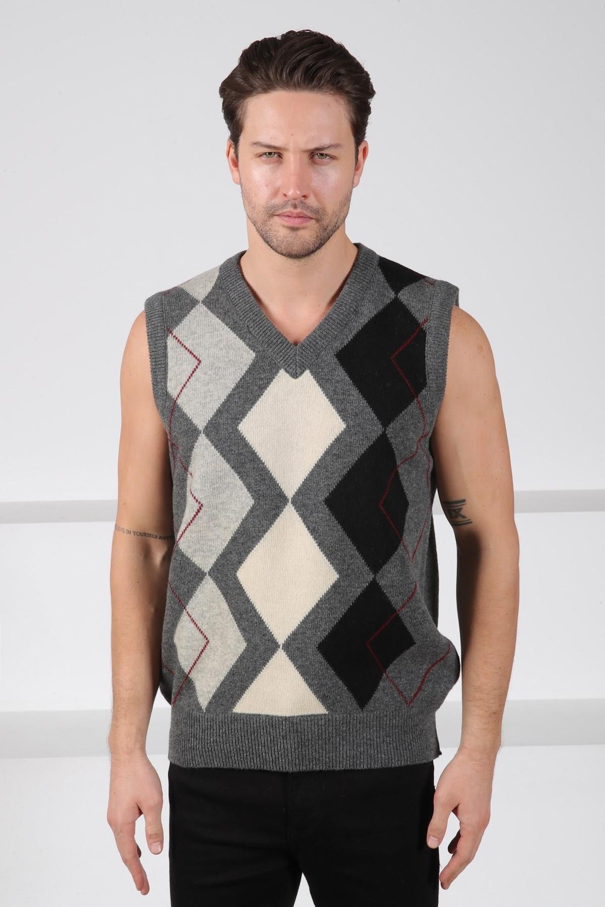 Ferraro Füme Baklava Desenli V Yaka %100 Kuzu Yünü Erkek Triko Süveter