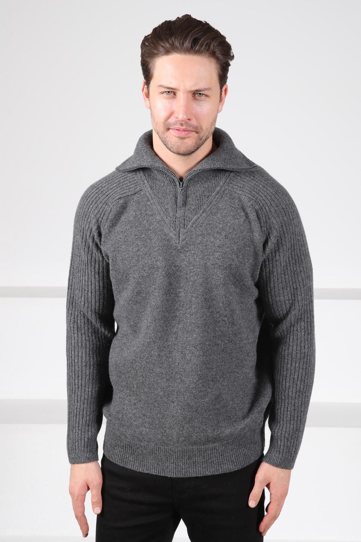 Ferraro Füme Balıkçı Yaka Fermuarlı Kolları Fitilli Uzun Kollu Kuzu Yünü Karışımlı Erkek Triko Kazak