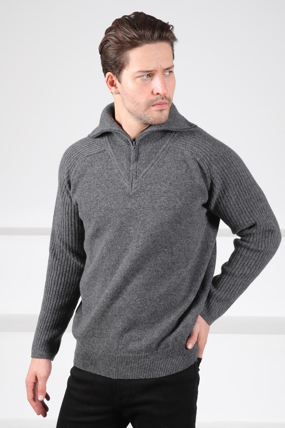 Ferraro Füme Balıkçı Yaka Fermuarlı Kolları Fitilli Uzun Kollu Kuzu Yünü Karışımlı Erkek Triko Kazak