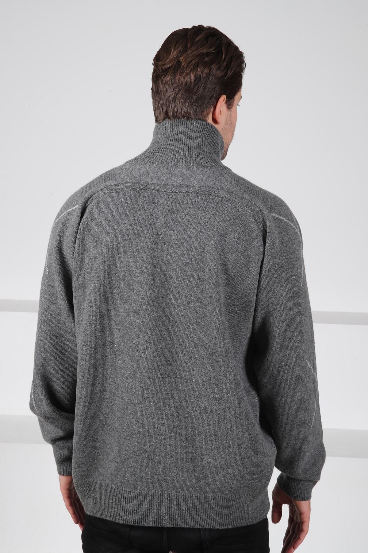 Ferraro Füme Balıkçı Yaka Fermuarlı Önü Düz Kolları Çizgi Detaylı Uzun Kollu %100 Kuzu Yünü Erkek Triko Kazak